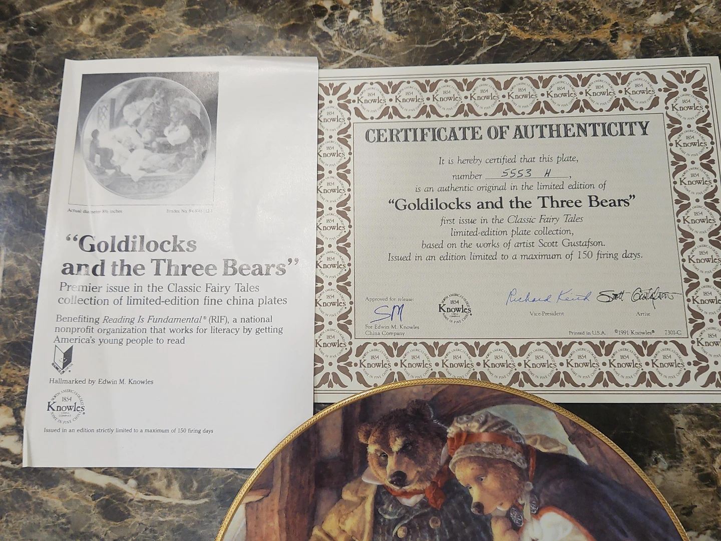 Goldilocks and the Three Bears Limited Edition Fine China Plate