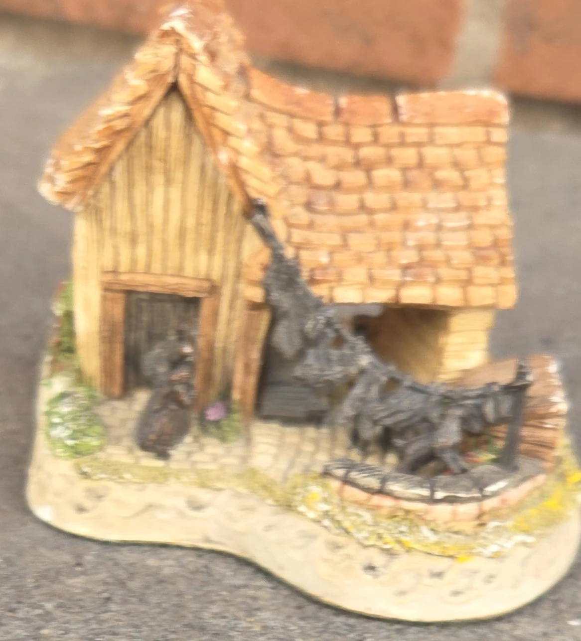 Miniature Cottage Figurine