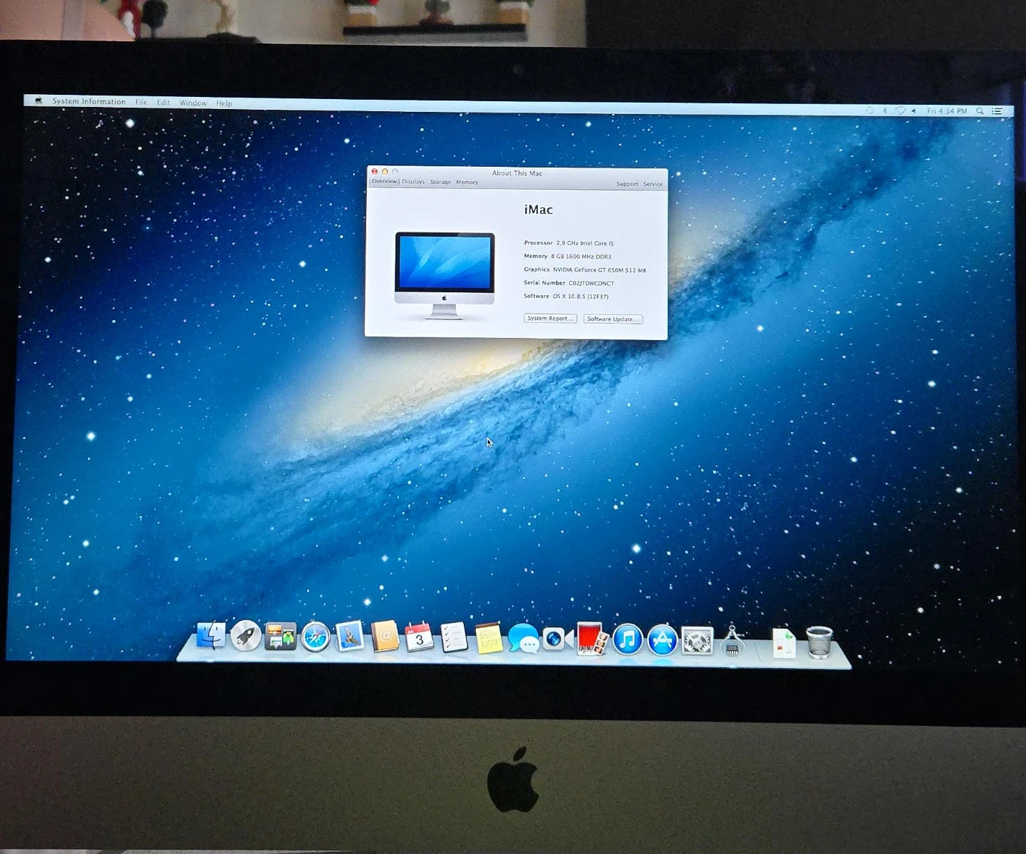 Apple iMac 21.5-inch Desktop Computer