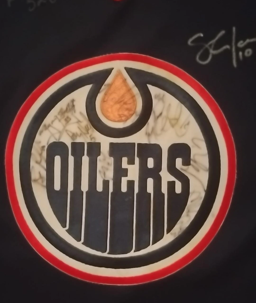 Edmonton Oilers Signed Logo