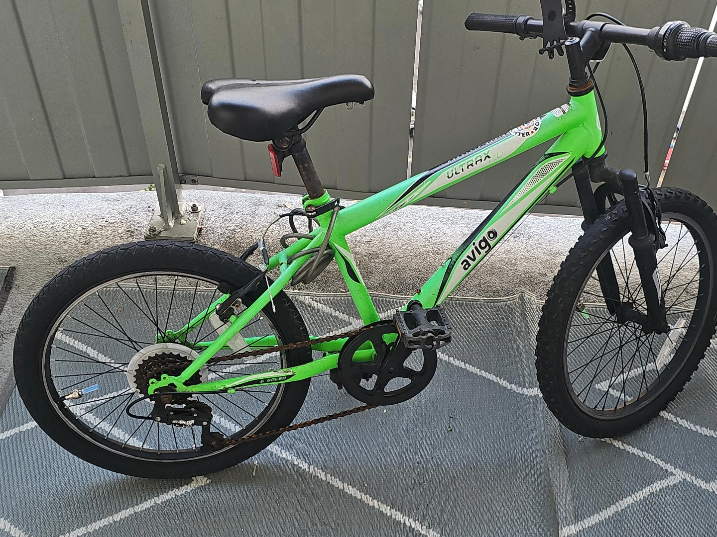 Avigo Ultrax 20" Kids Bike