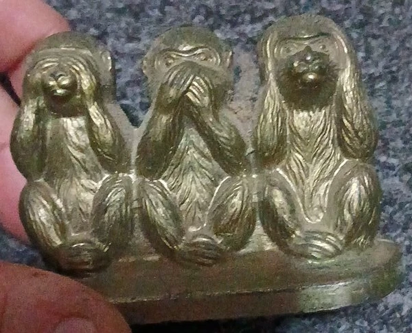 Three Wise Monkeys Statue