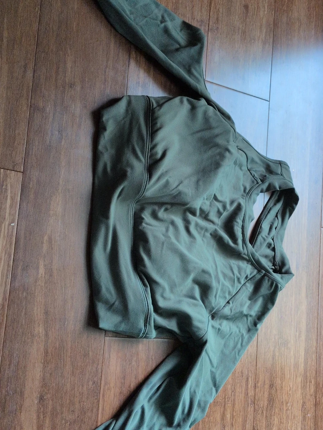 Green Long Sleeve Top