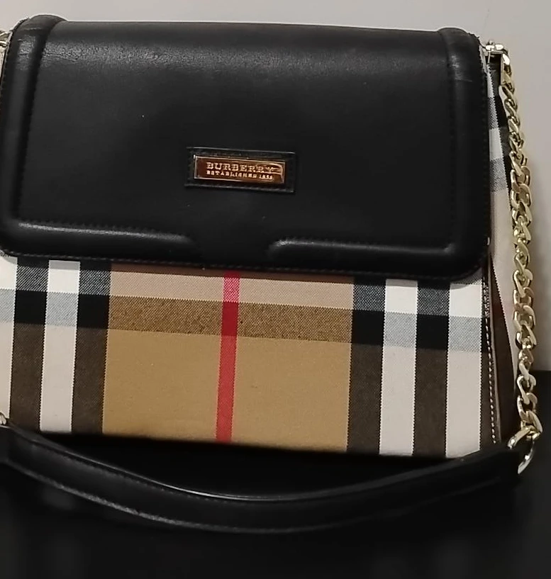 Burberry Nova Check Shoulder Bag