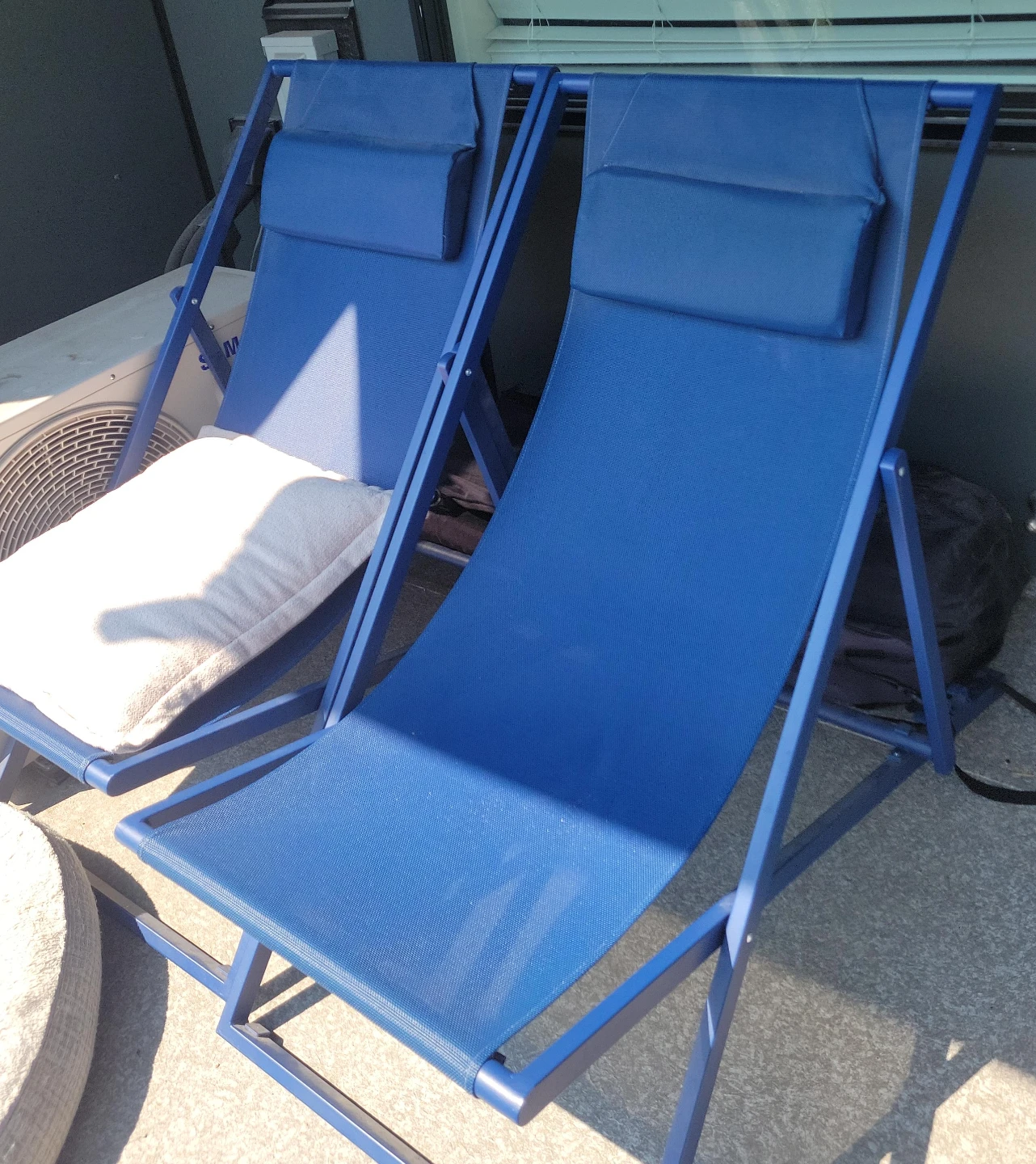 Blue Folding Lounge Chairs (Set of 2)