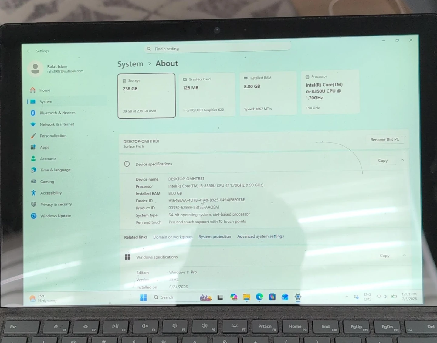 Microsoft Surface Pro 6 - Intel Core i5 - 238 GB Storage