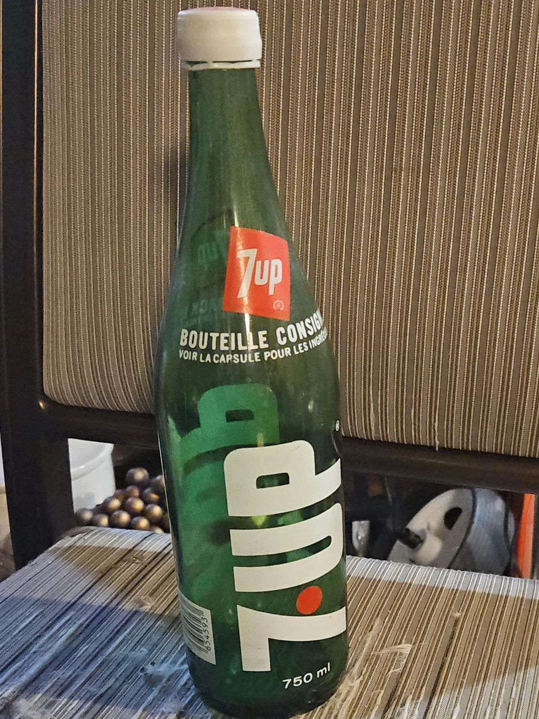 7UP Bottle 750 ml