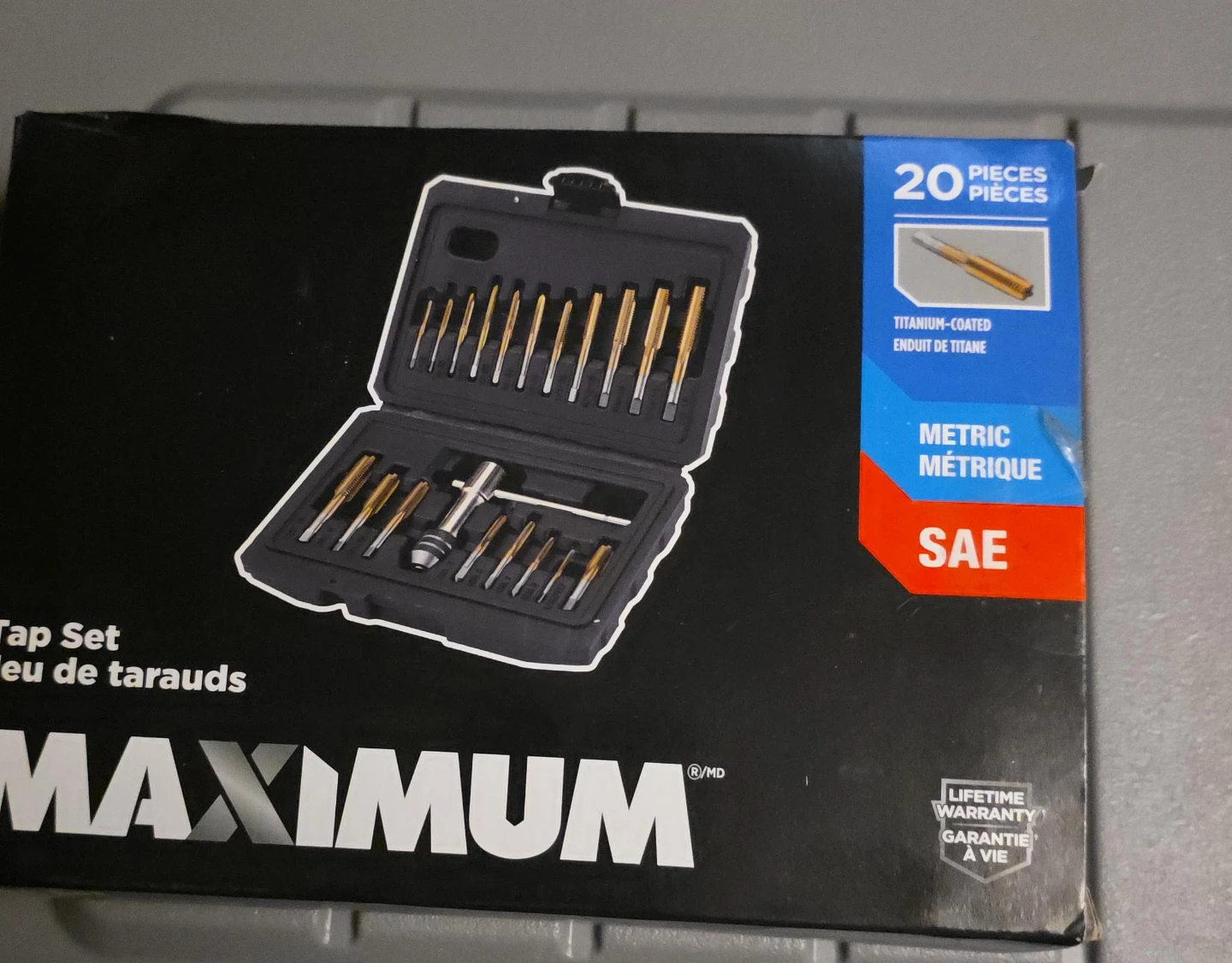 MAXIMUM Tap and Die Set - 20 Pieces