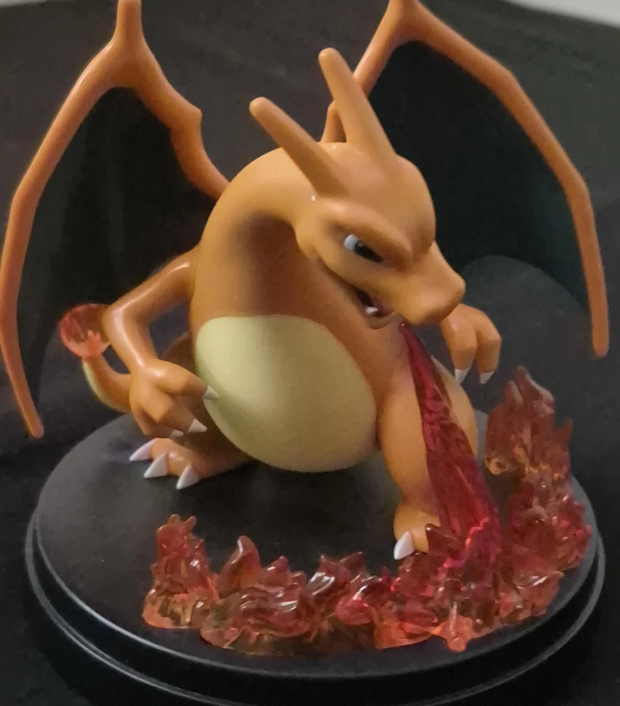 Pokemon Charizard Figurine
