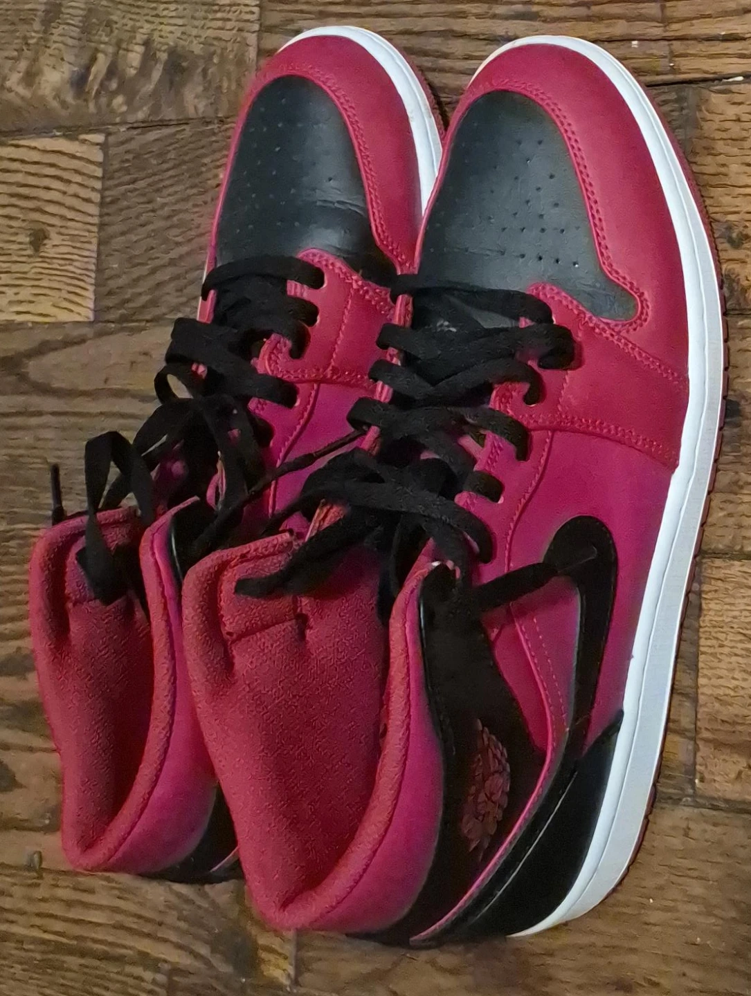 Nike Air Jordan 1 Mid Pink Black Sneakers