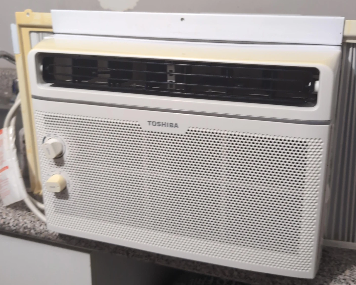 Toshiba Window Type Air Conditioner RAC-WK0511CMC