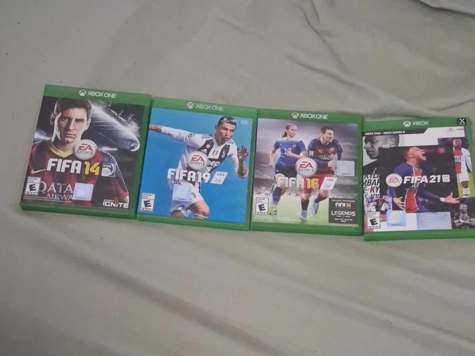 Xbox One FIFA Video Games Bundle (FIFA 14, 16, 19, 21)