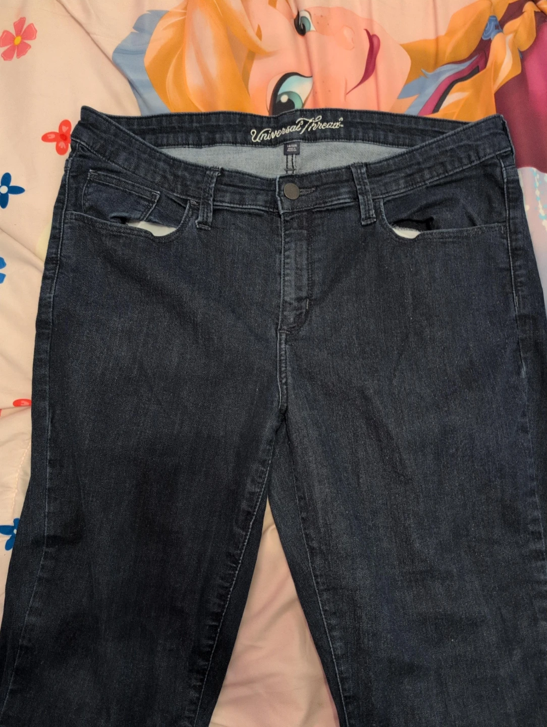 Universal Thread Dark Wash Denim Jeans