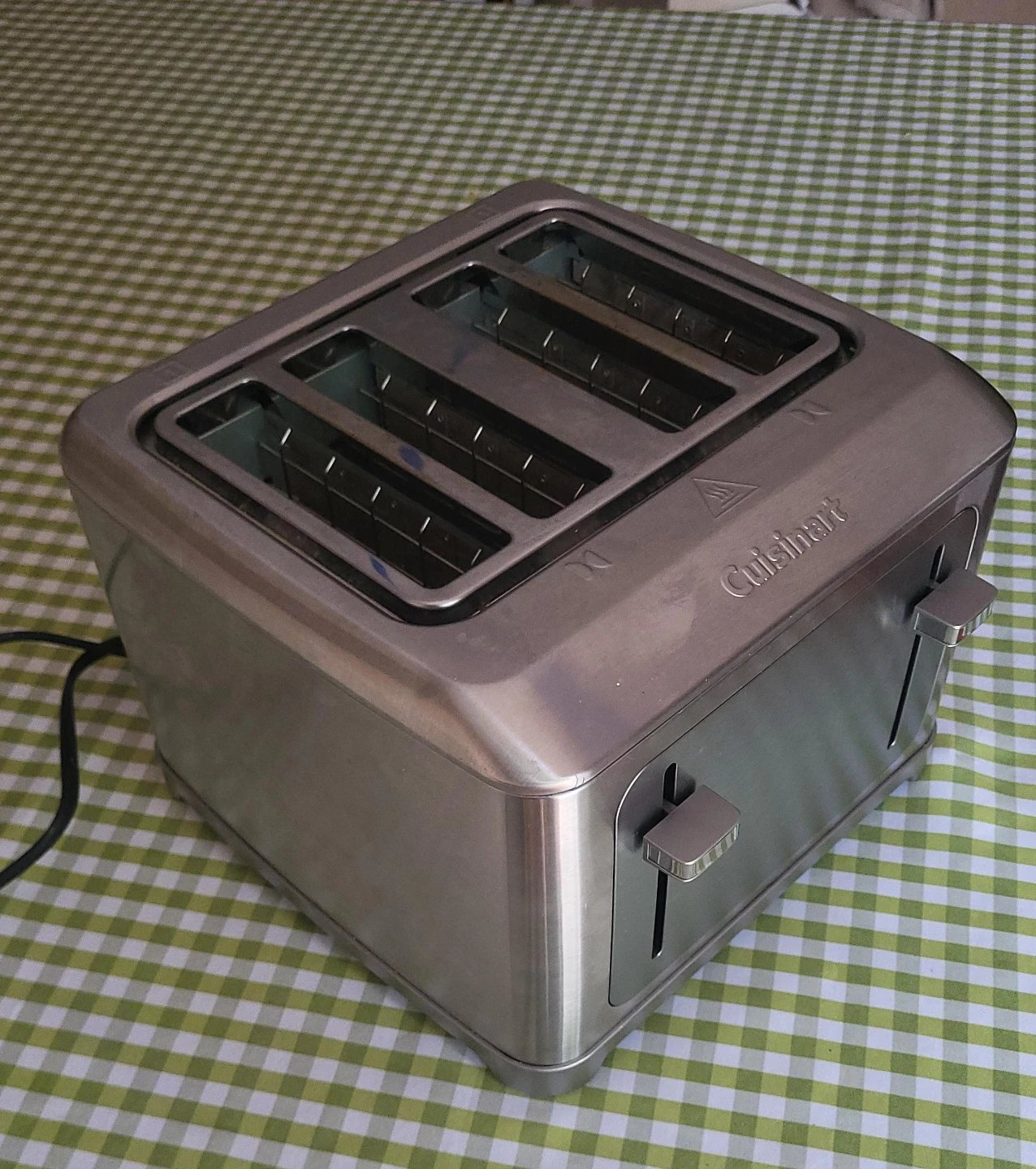 Cuisinart 4-Slice Toaster - photo 2