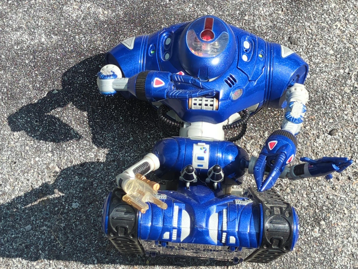 Robbie the robot, Lost in space  1998