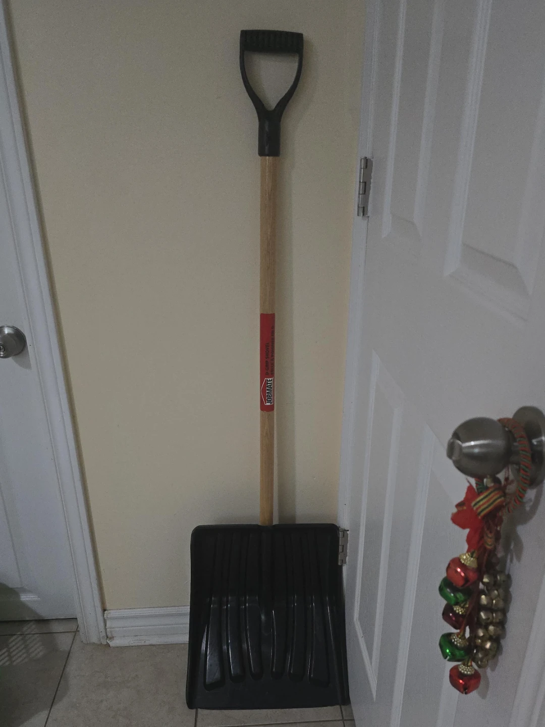 Jobmate Snow Shovel