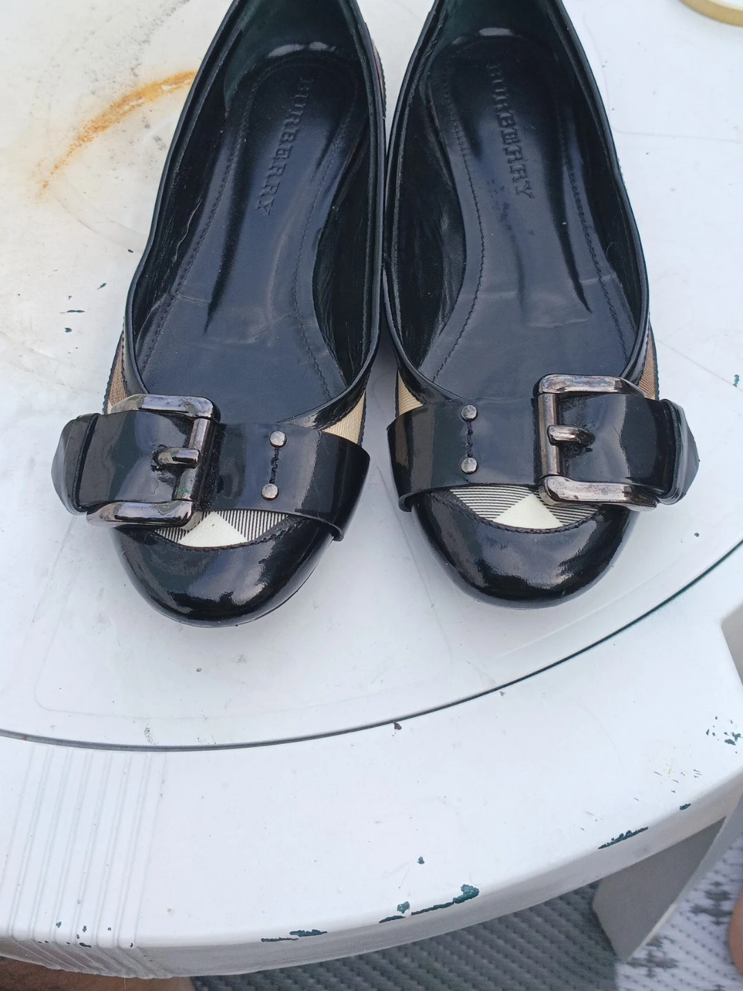 Burberry Black Patent Leather Ballet Flats
