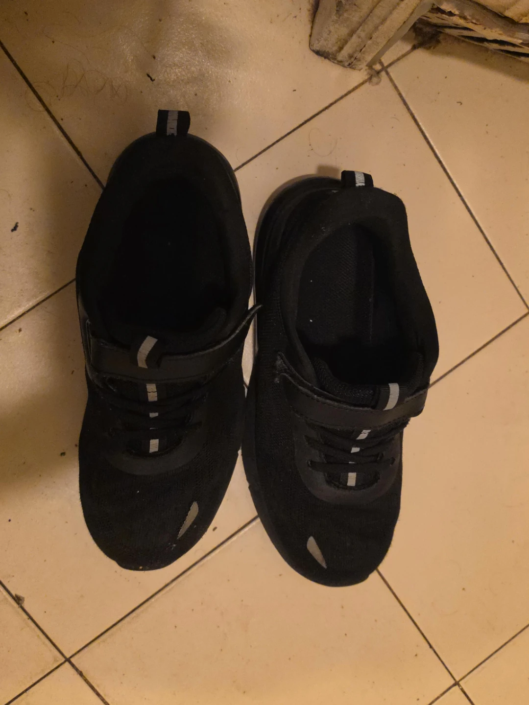 Black Sneakers