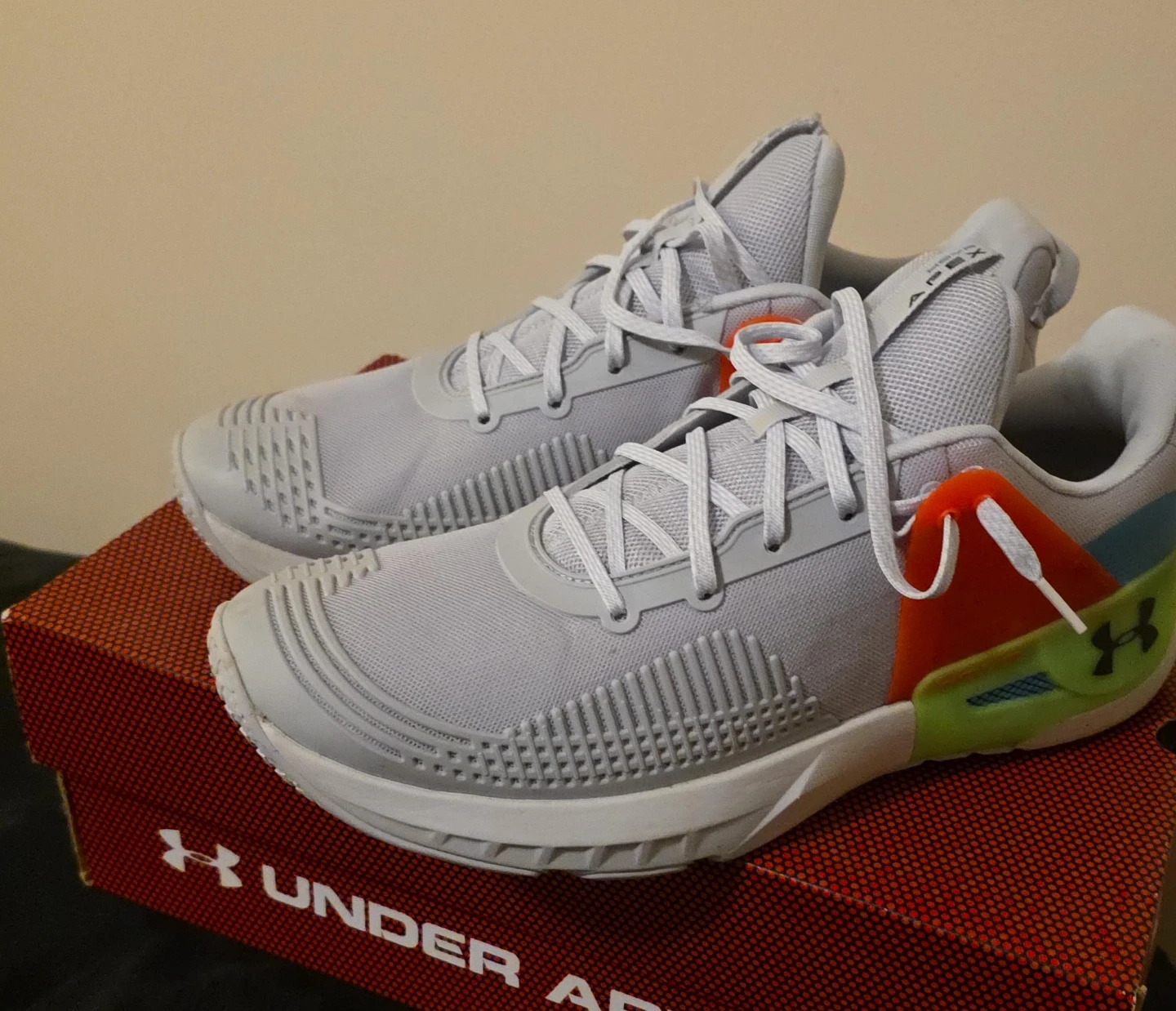Under Armour Apex Running Shoes