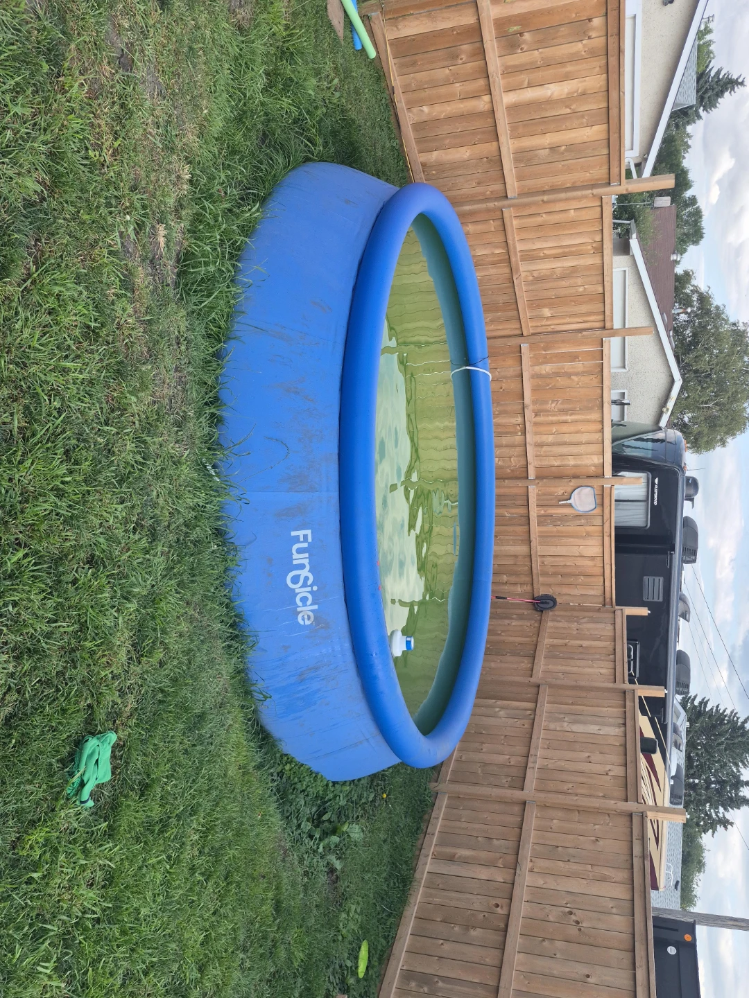 FunSicle 15' Inflatable Pool