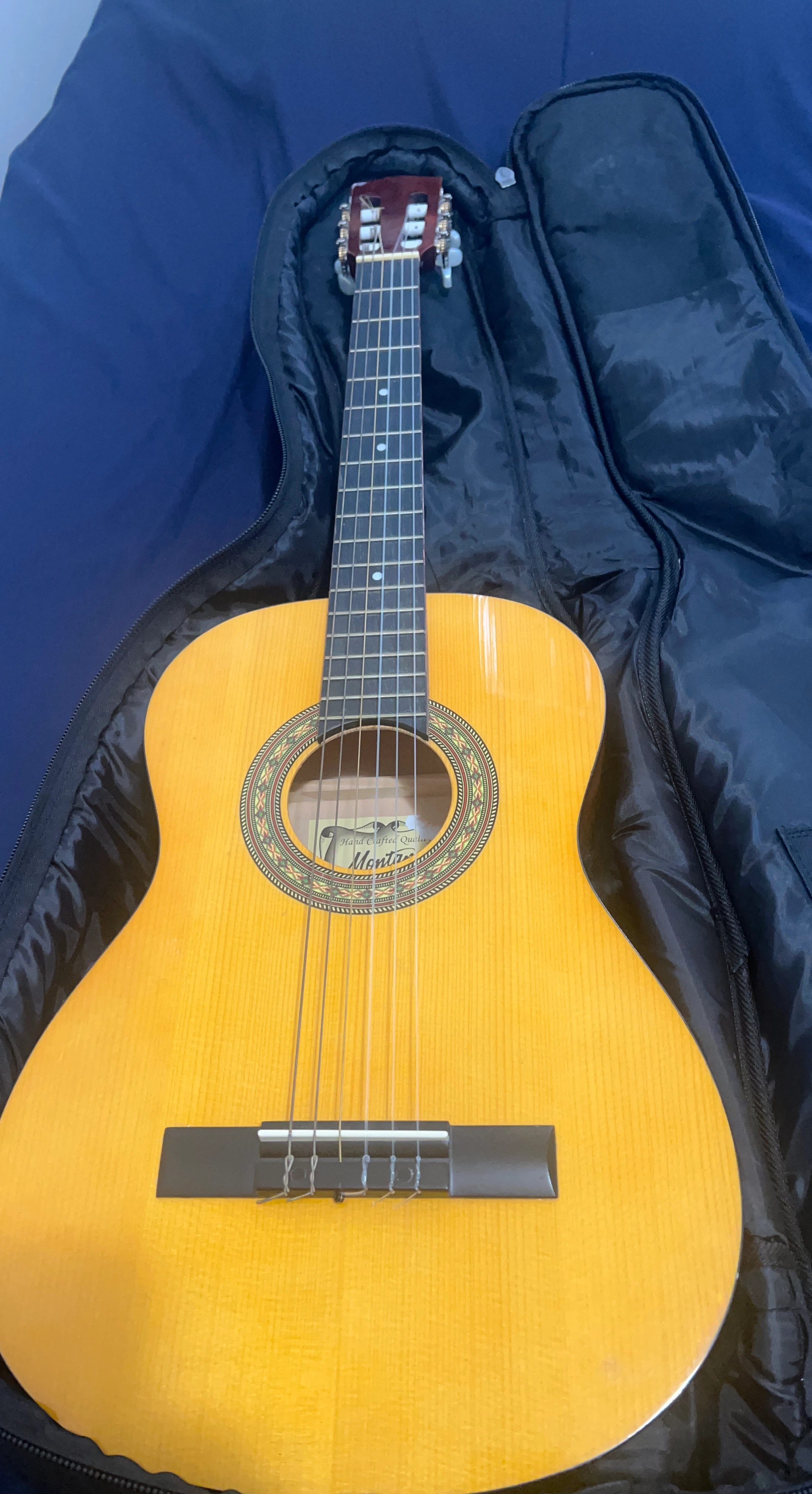 Montana Classical Guitar with Gig Bag