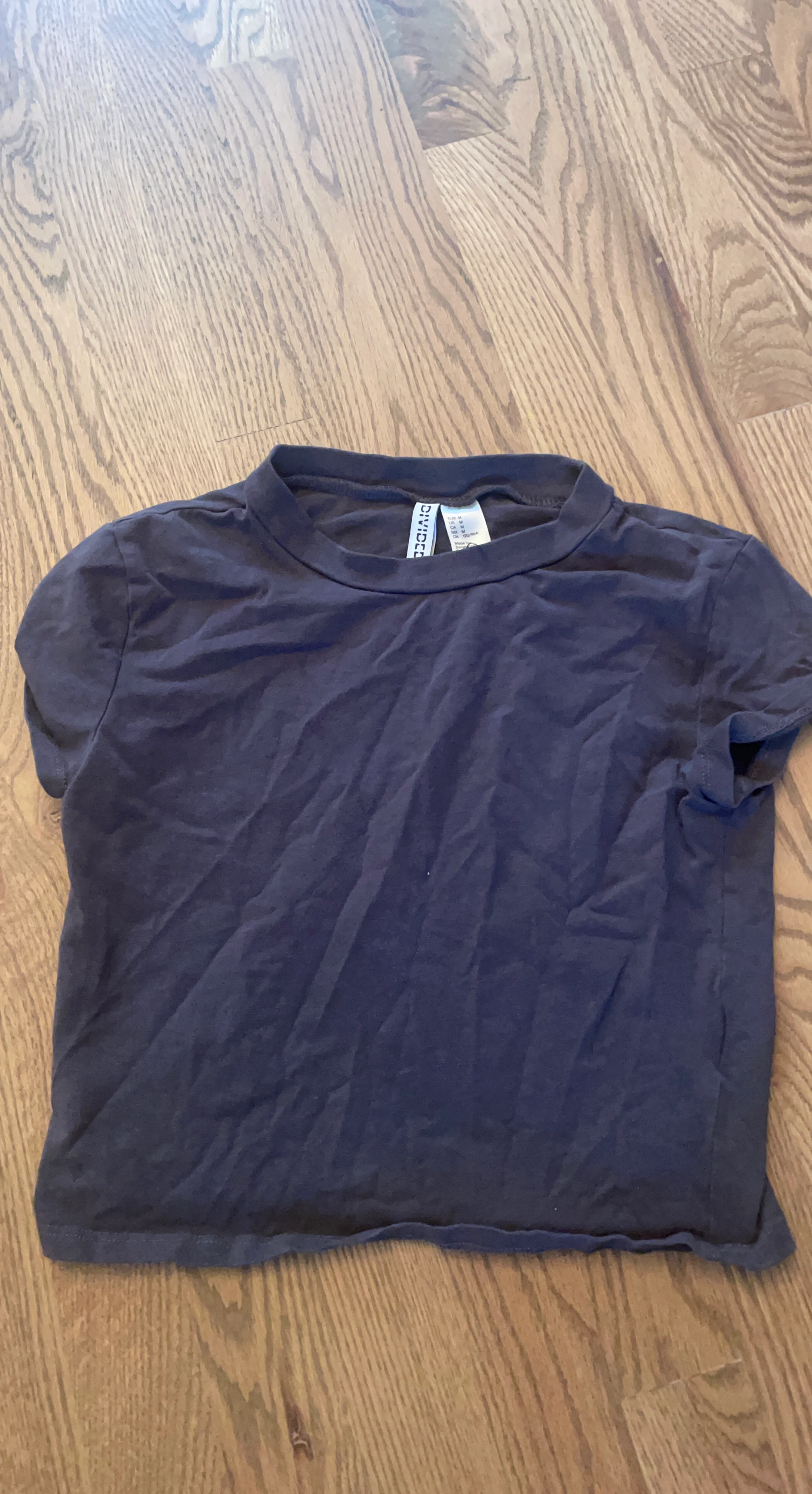 H&M Dark Grey Cropped T-Shirt
