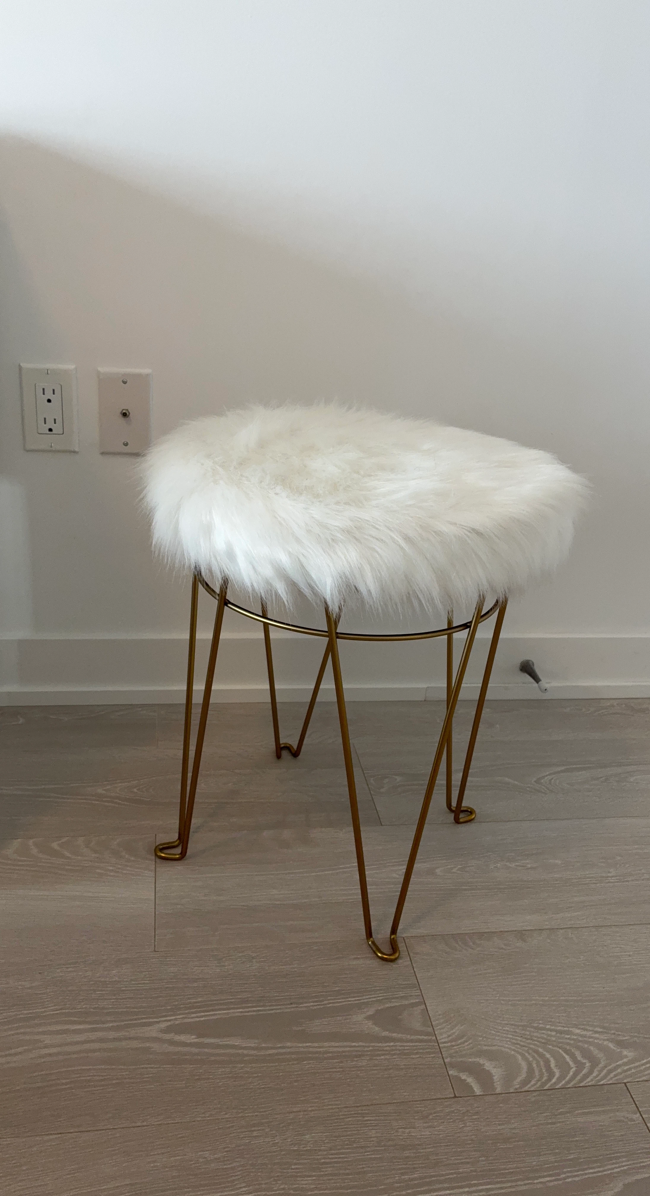 Home Sense White Faux Fur Vanity Stool