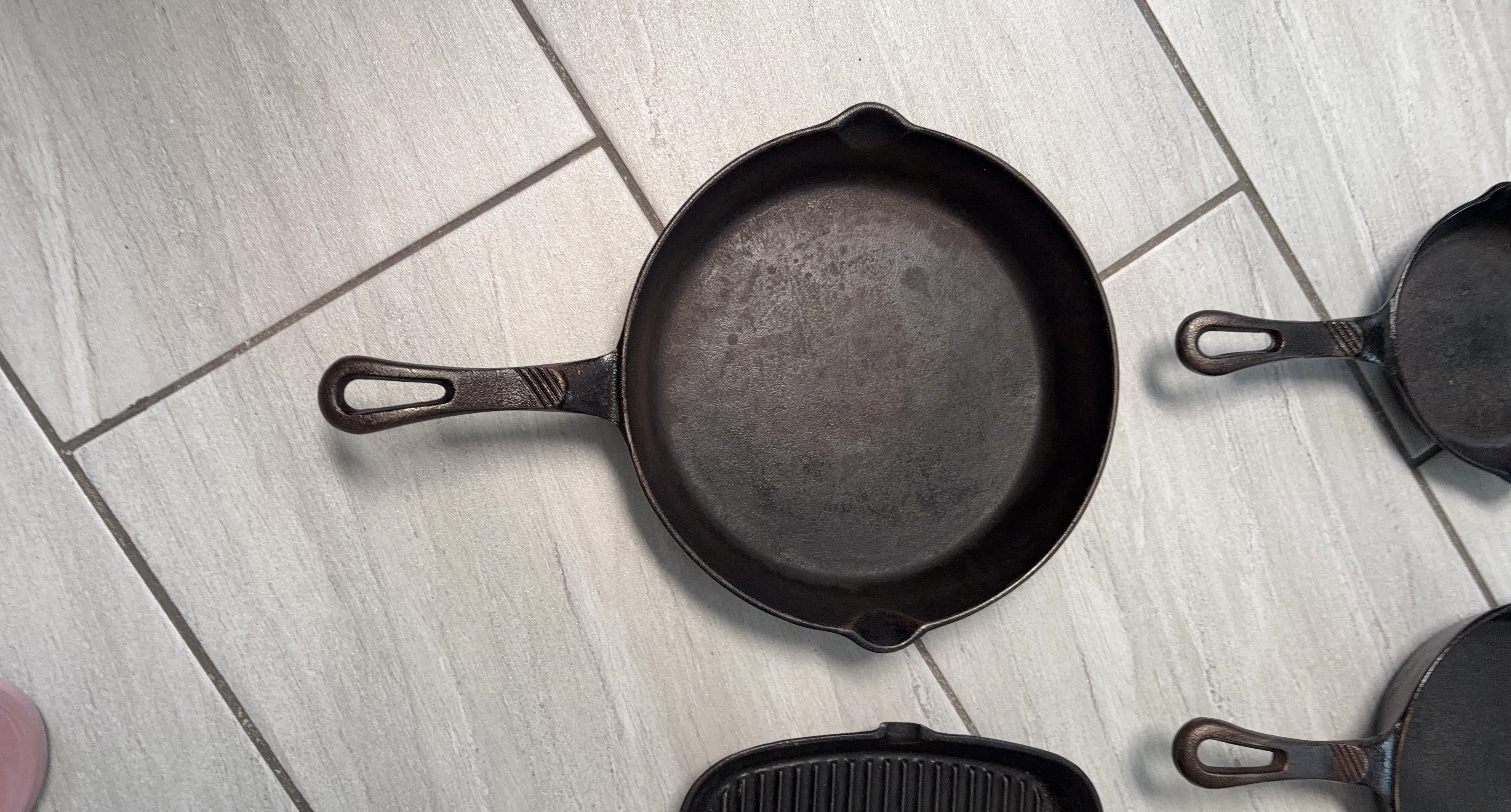 Keilen Ltd. Cast Iron Skillet