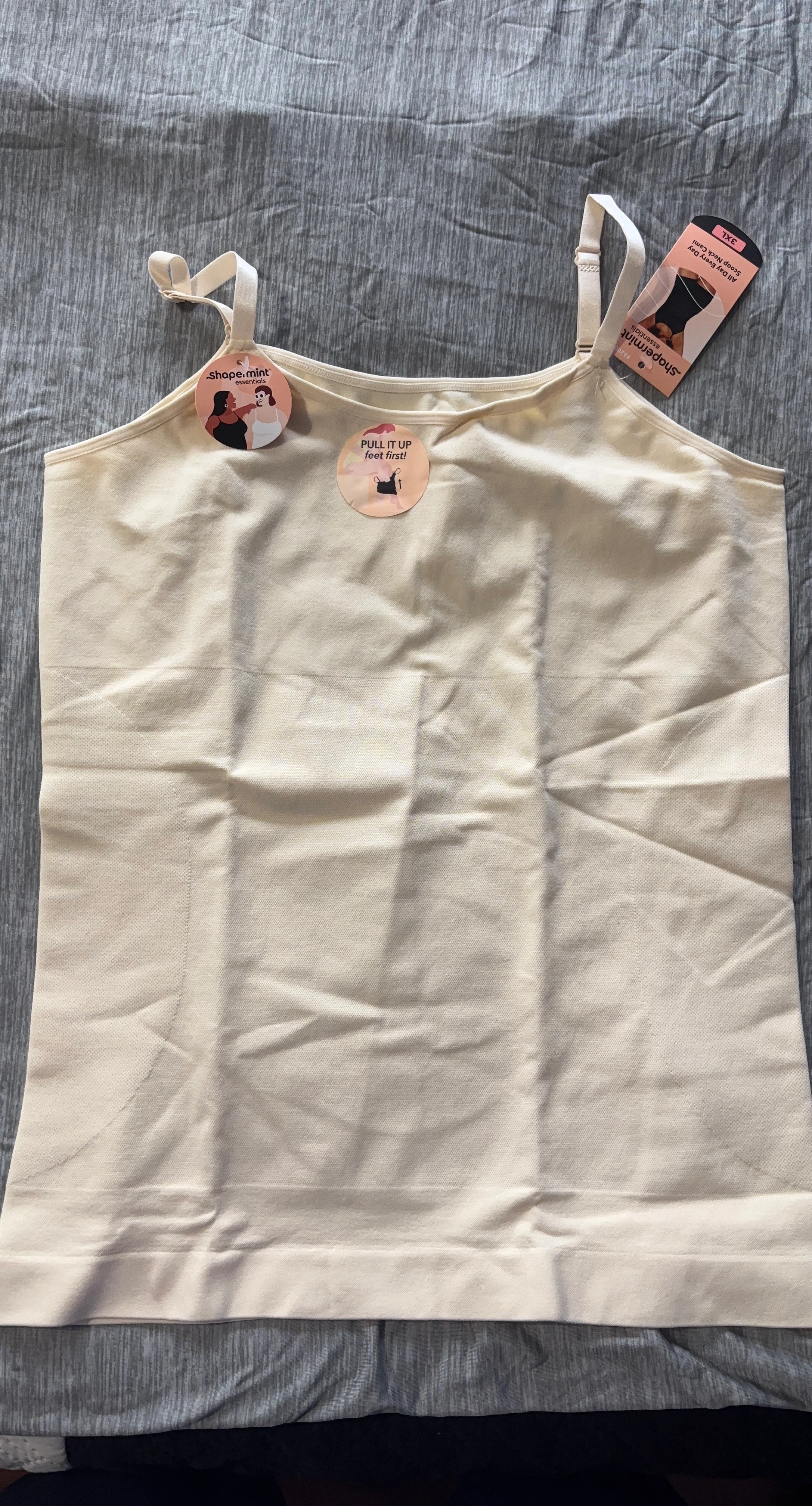 Shapermint Essentials Scoop Neck Cami