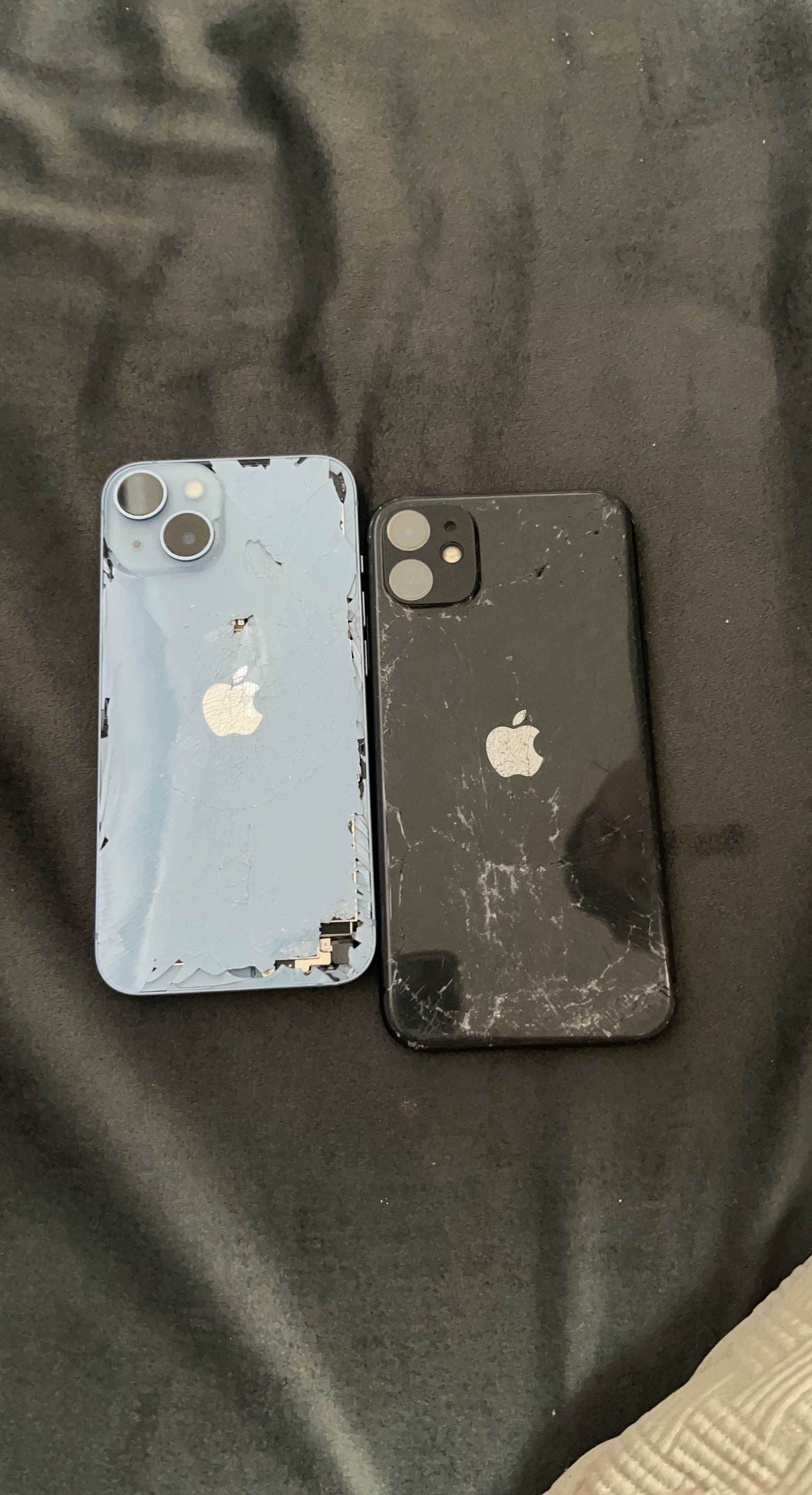 Apple iPhone 14 & iPhone 11 - For Parts
