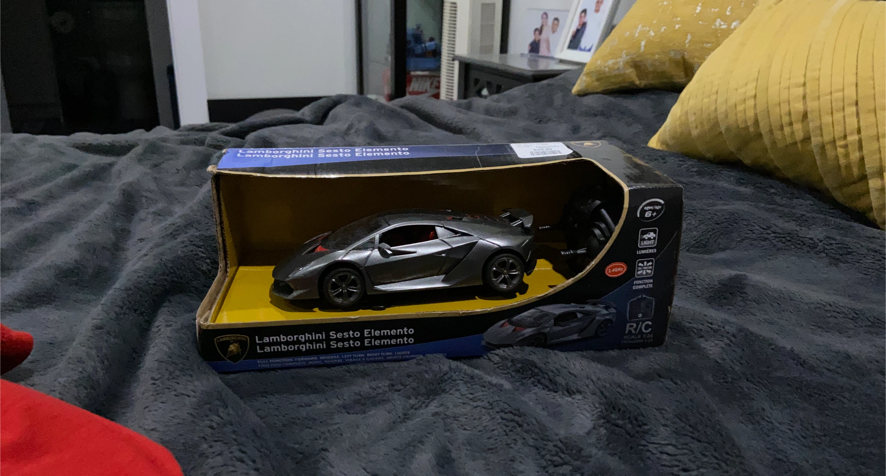 Lamborghini Sesto Elemento RC Car