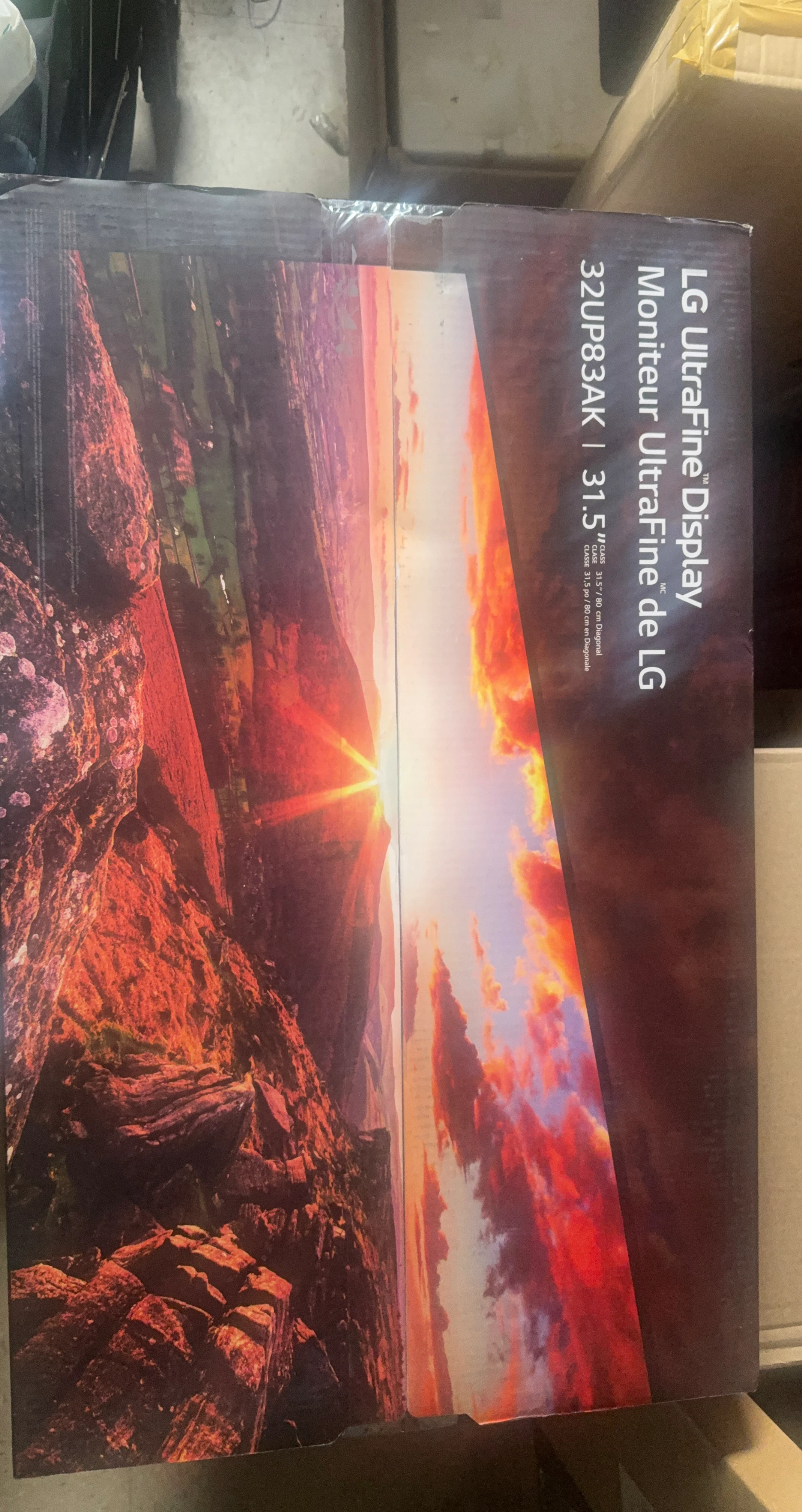 LG UltraFine Display 32UP83AK 31.5"