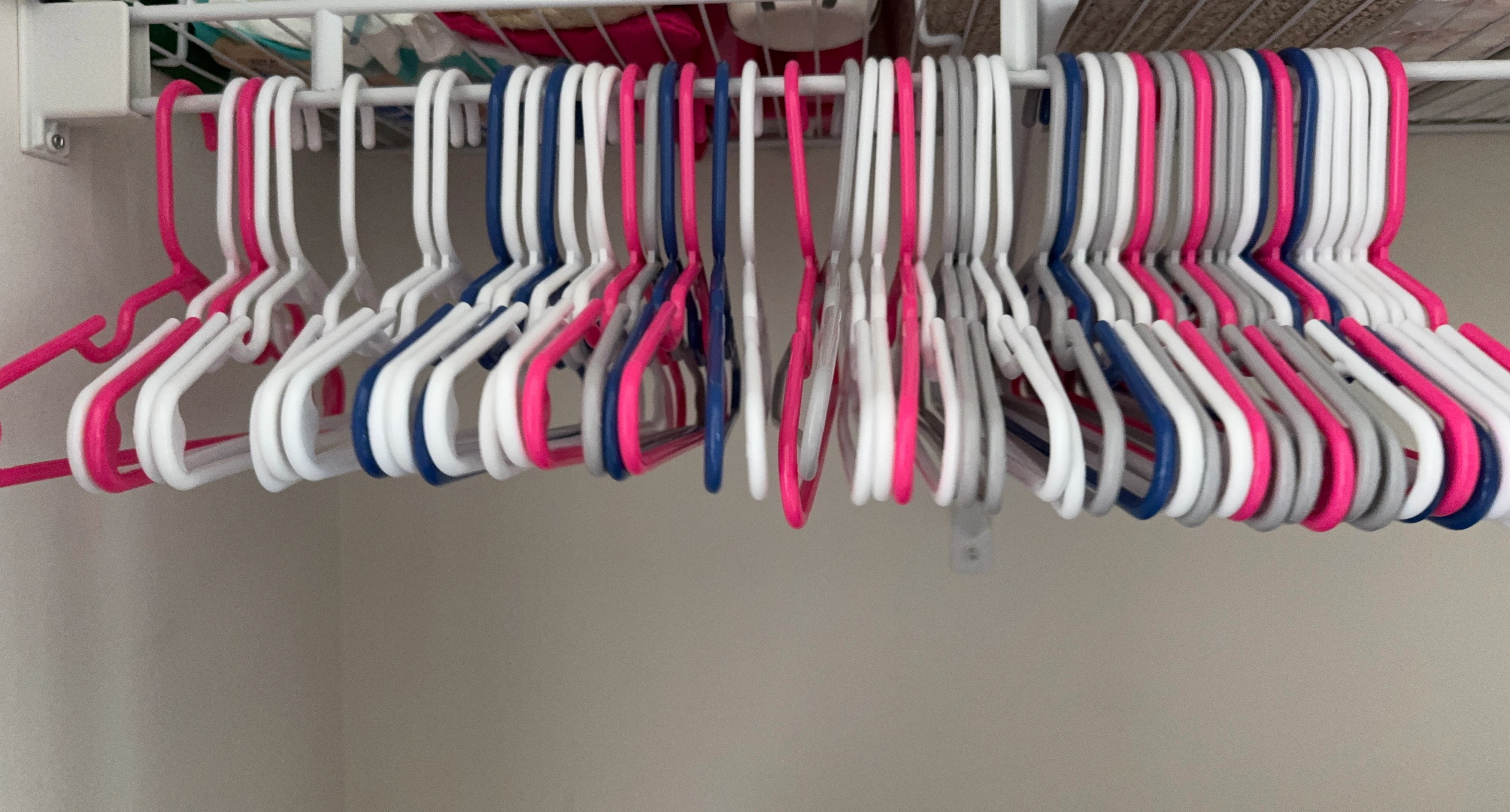 Kids Plastic Hangers (Set of 50)