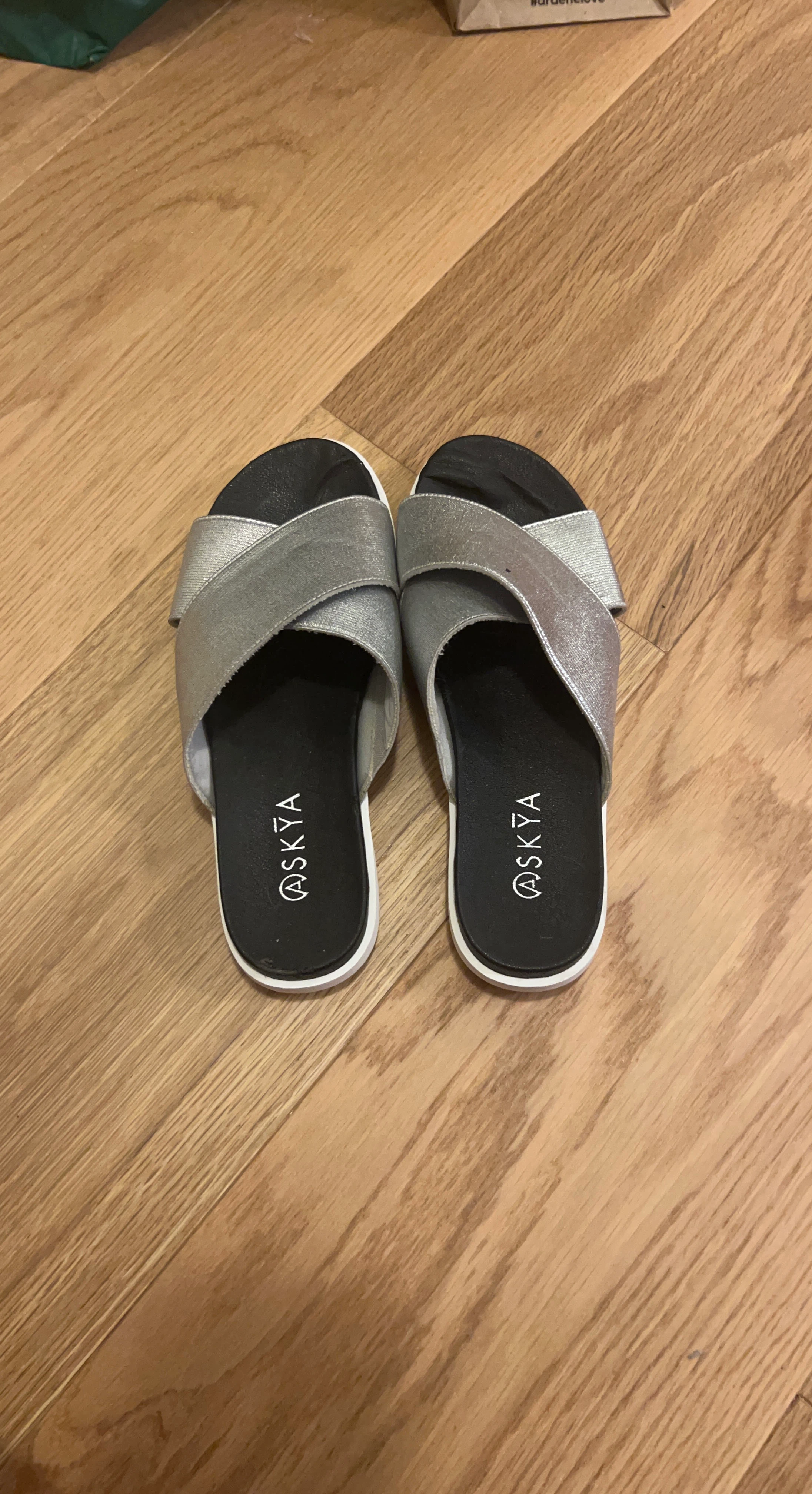 ASKYA Silver Cross-Strap Slides