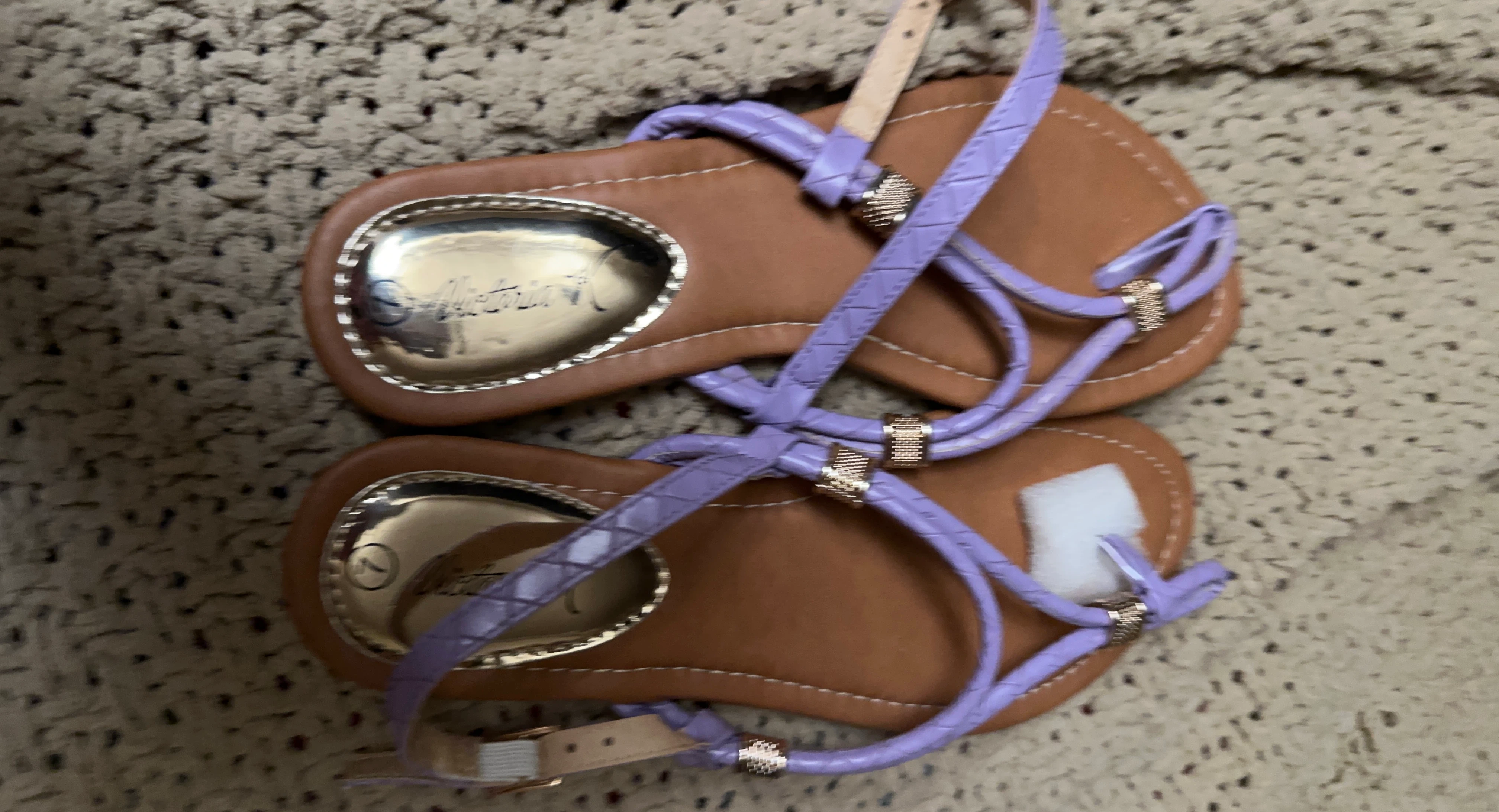 Women's Lilac Flat Sandals Size 7