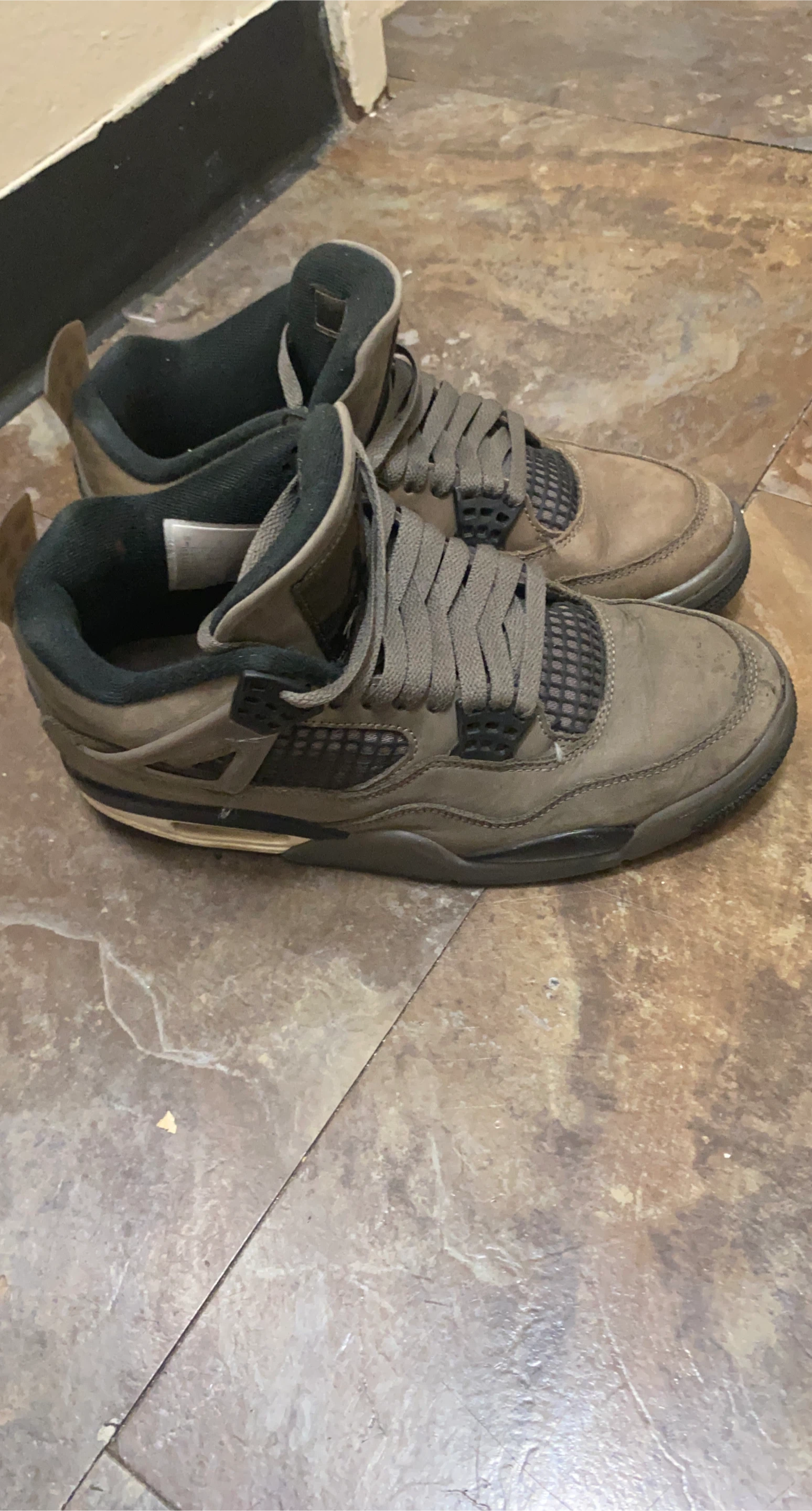 Air Jordan 4 "Cave stone"