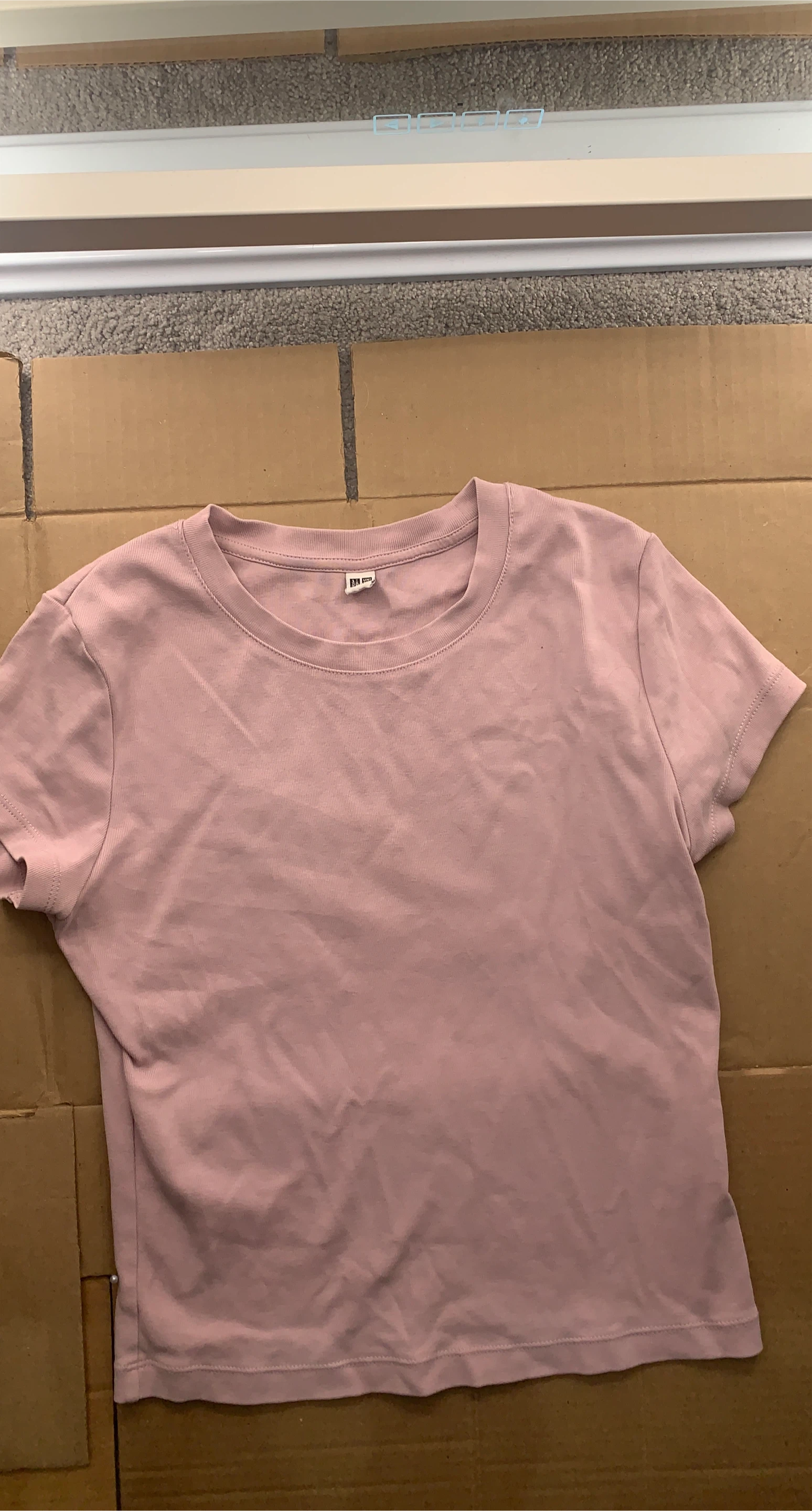 pink tshirt