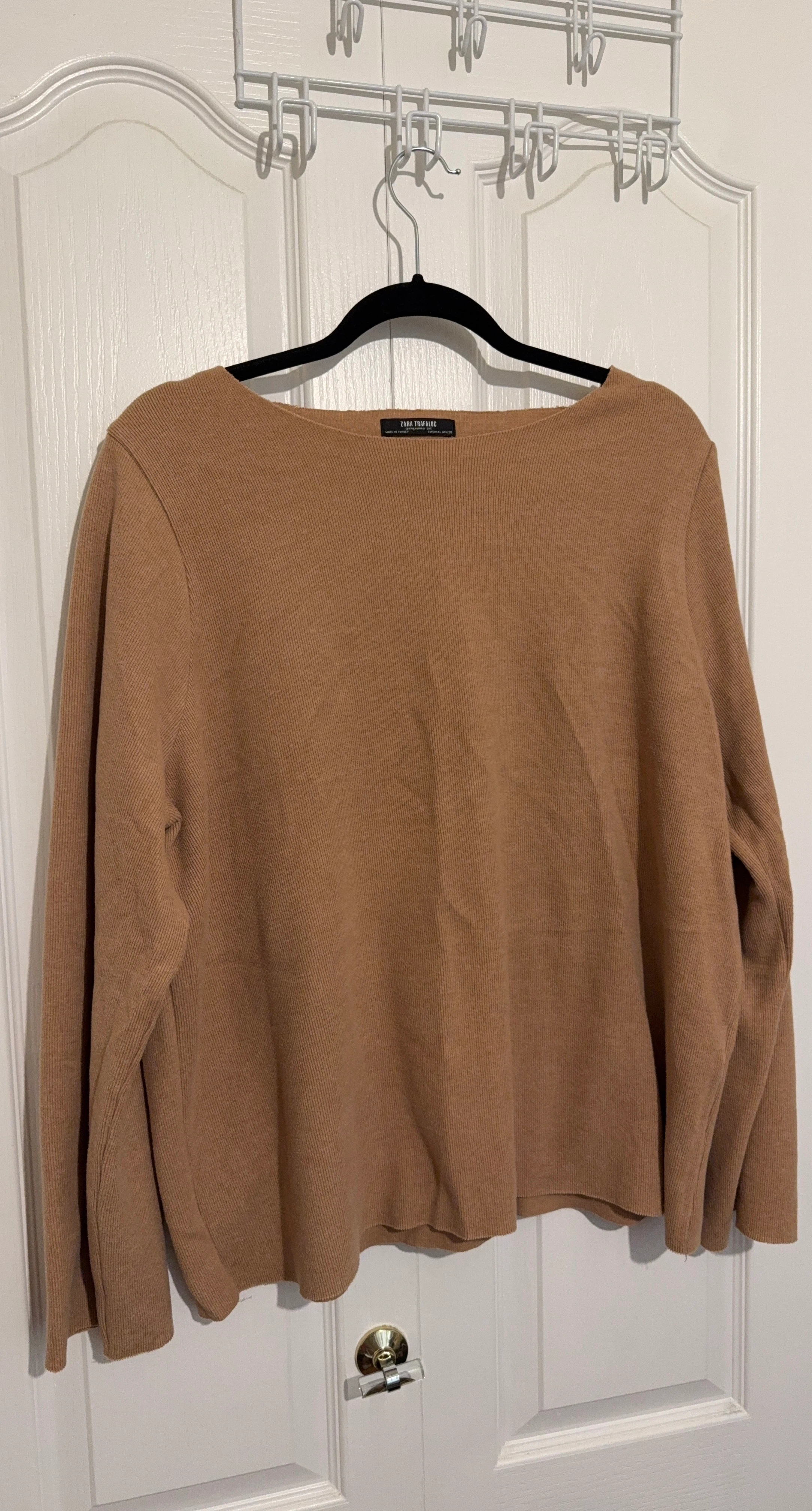 ZARA Long Sleeve Sweater