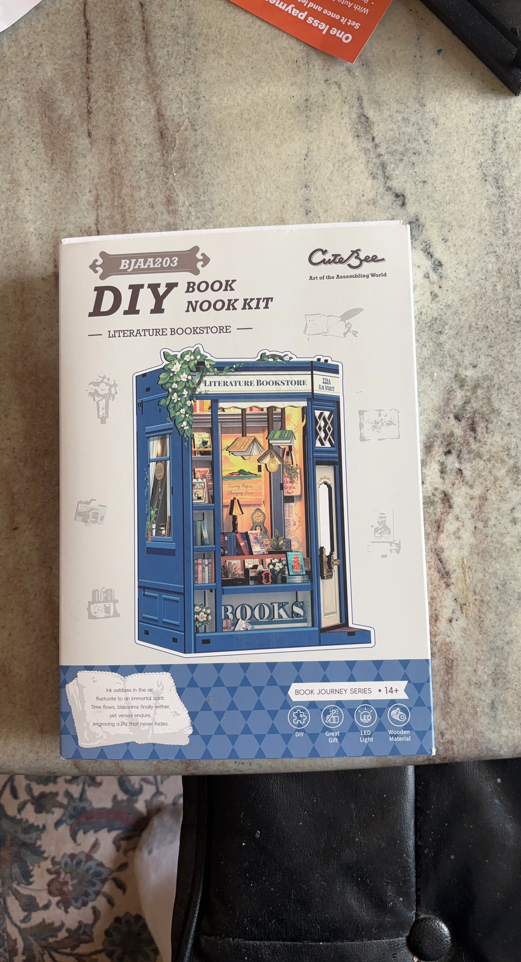 Cute Bee DIY Book Nook Kit - Literature Bookstore
