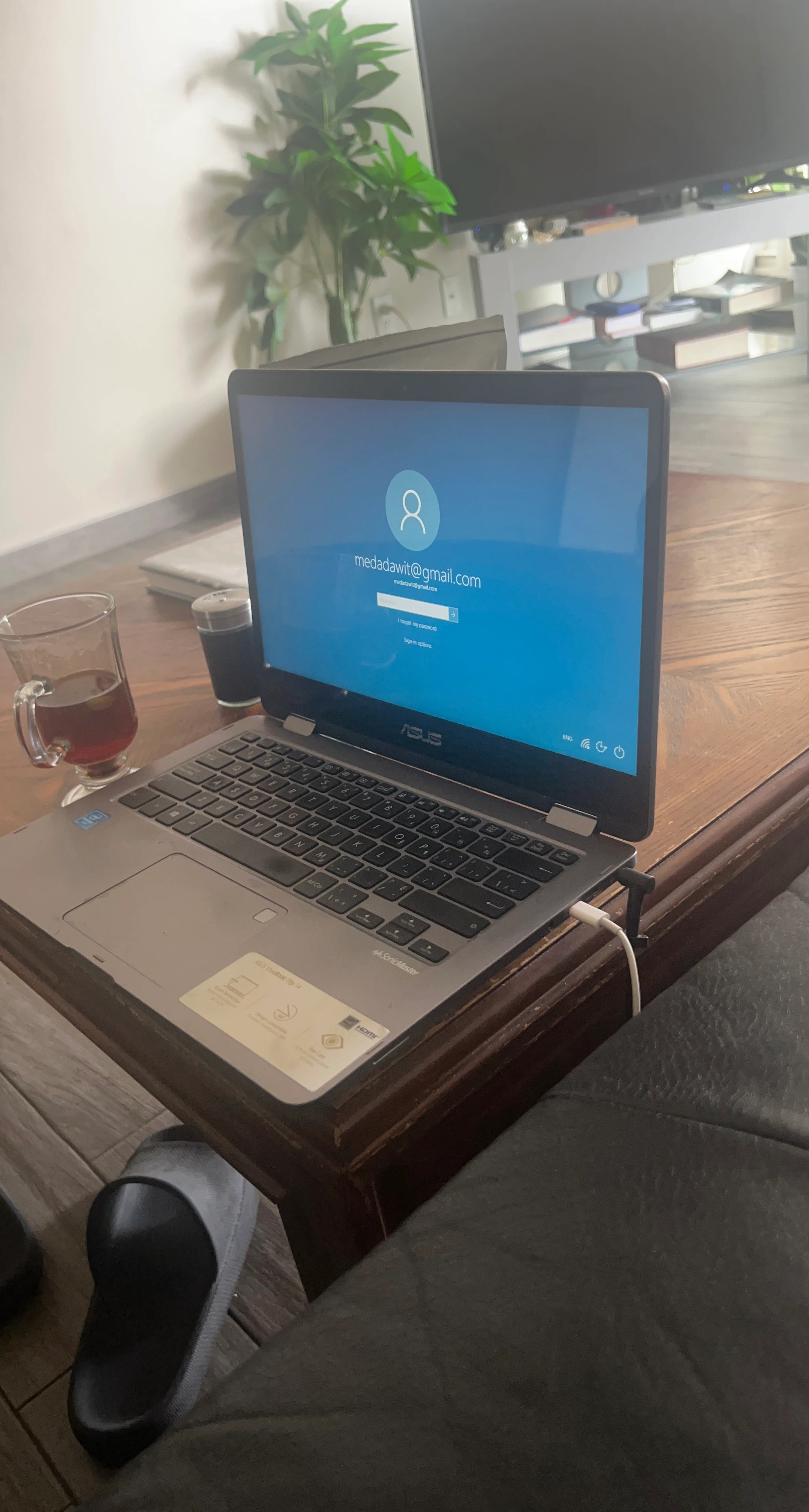 ASUS VivoBook Flip 14 Laptop