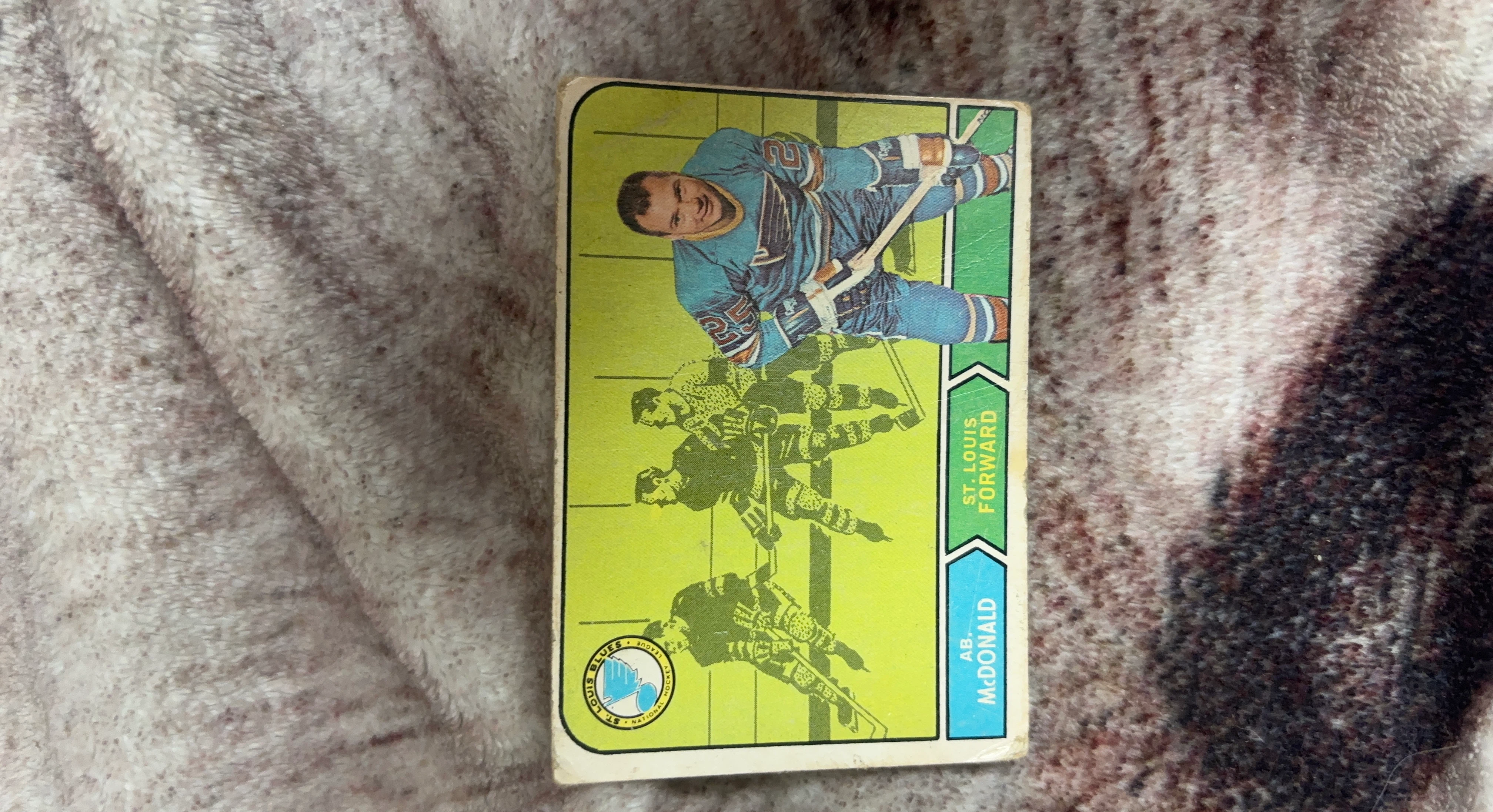 1972-73 Topps Bobby Orr Hockey Card