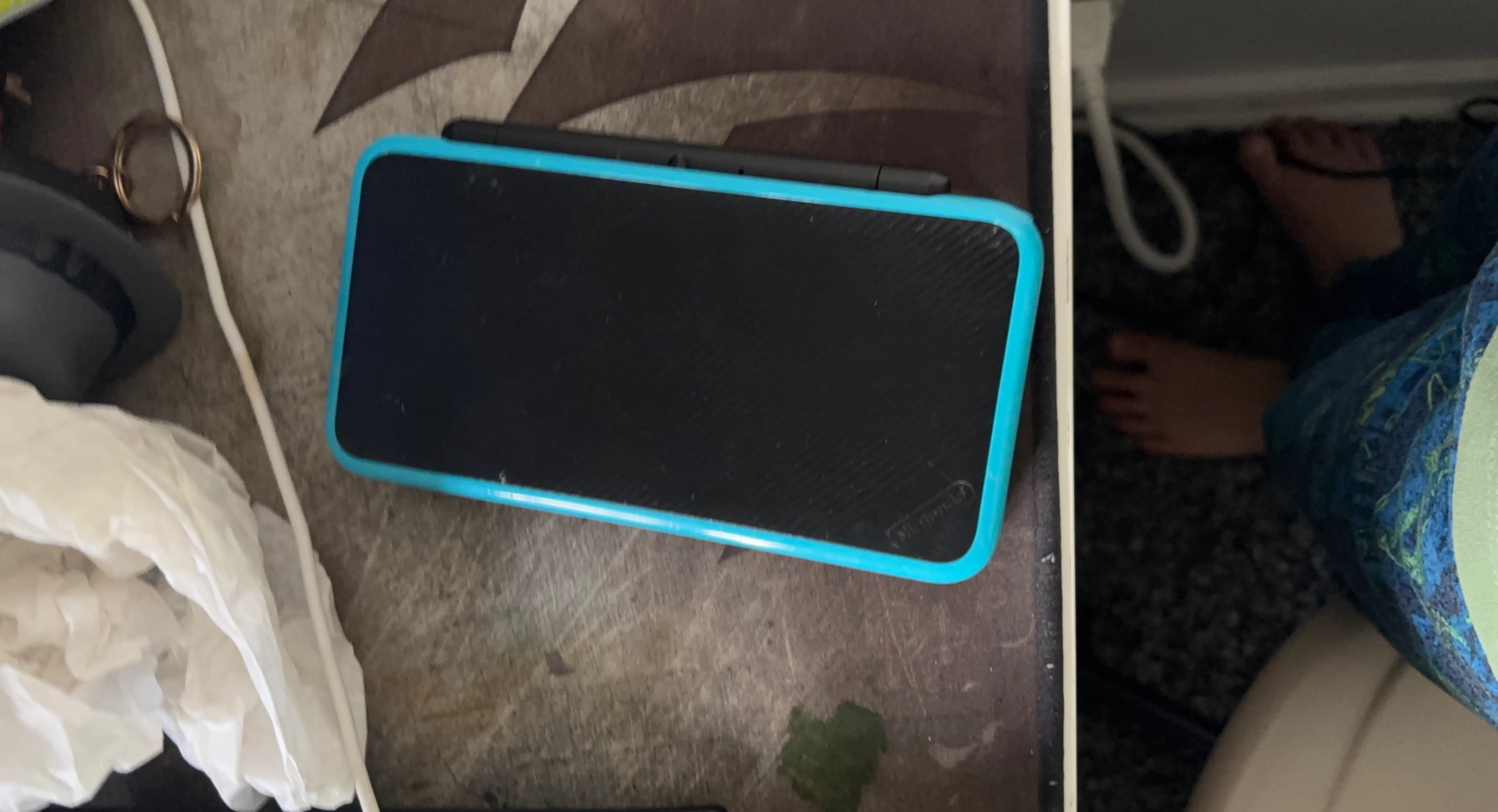 Nintendo 2DS XL Handheld Console