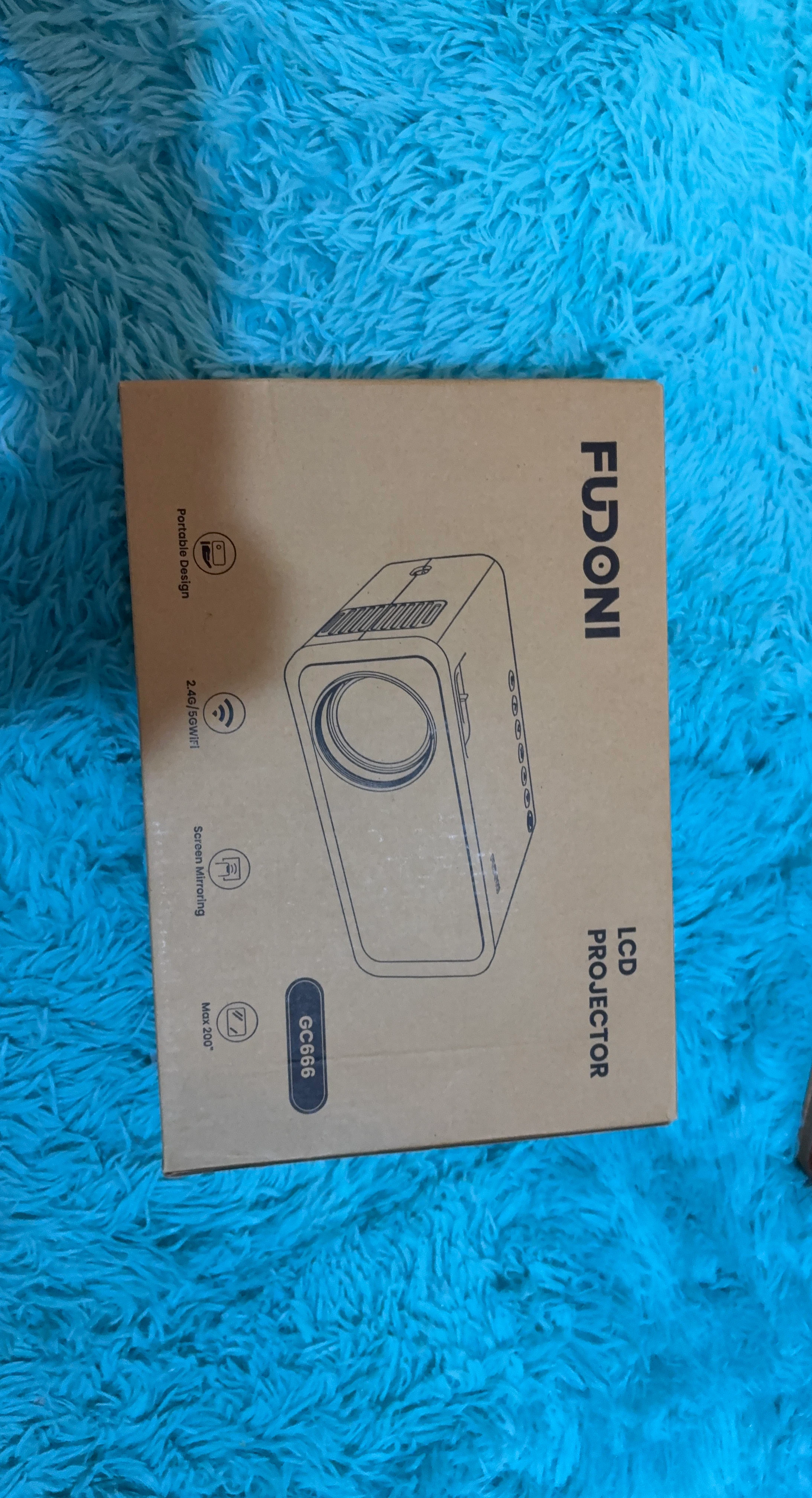 FUDONI LCD Projector GC666 (brand new)
