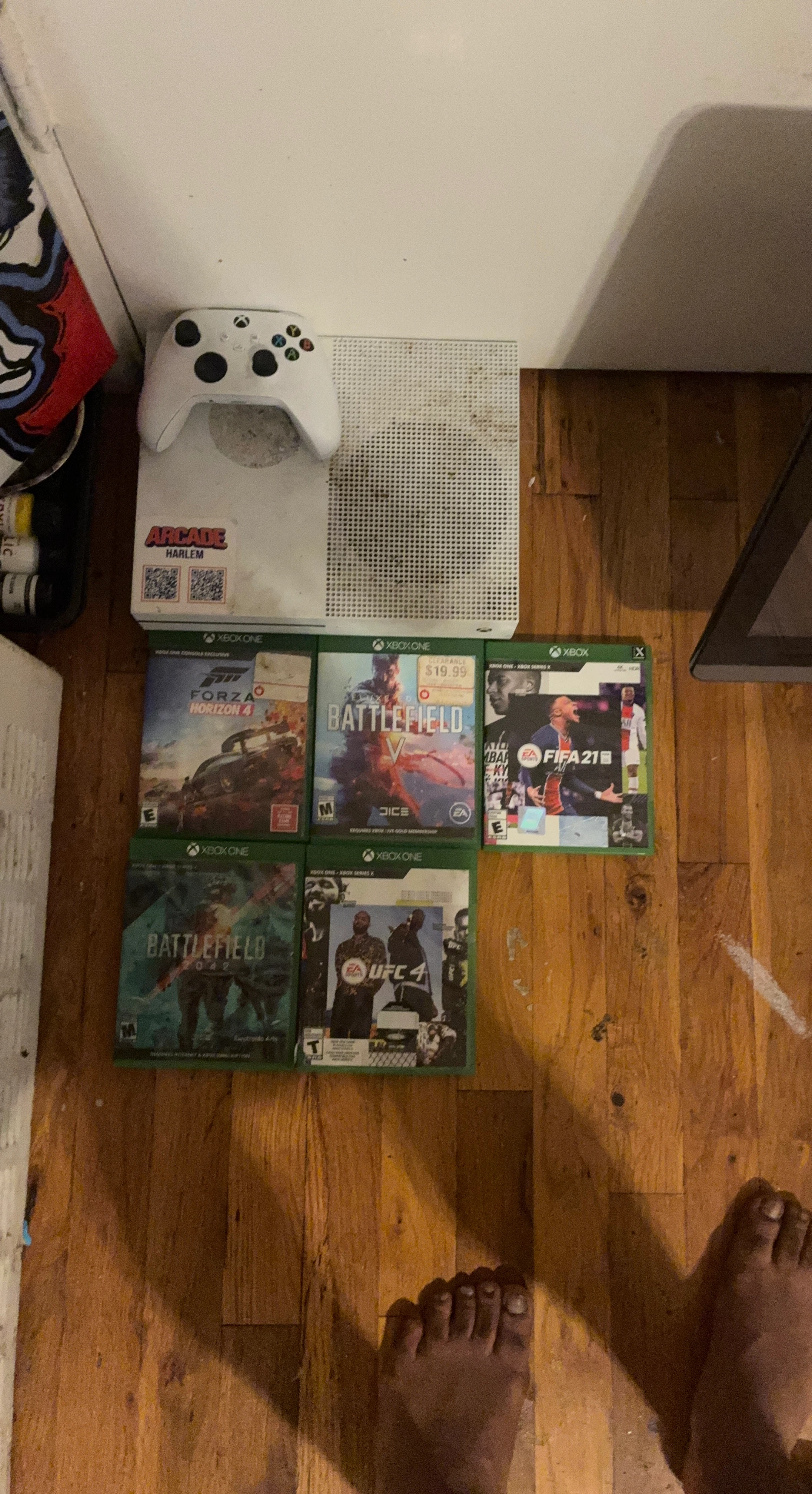 Xbox One S Bundle with 5 Games & Controller