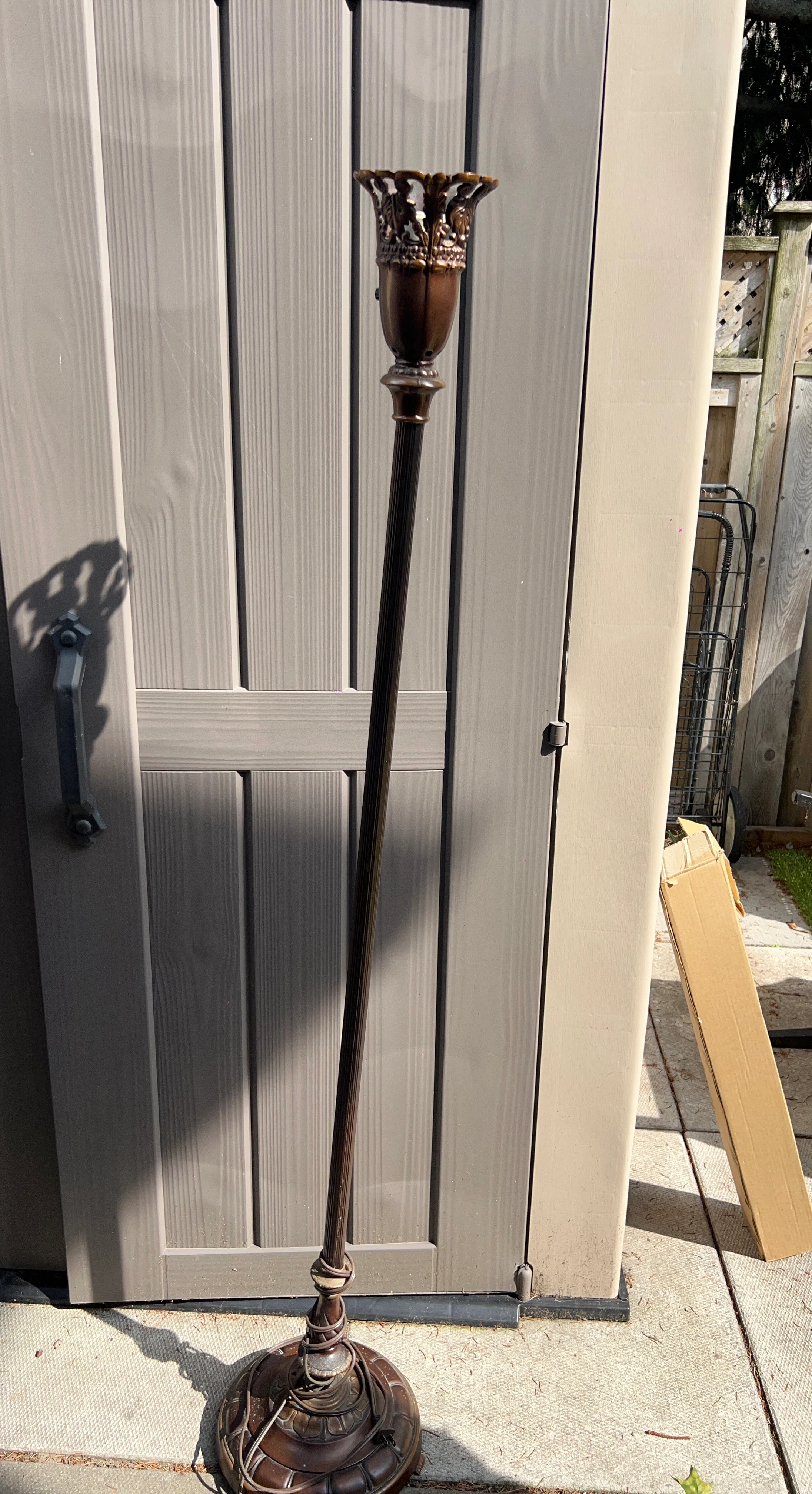 Bronze floor lamp