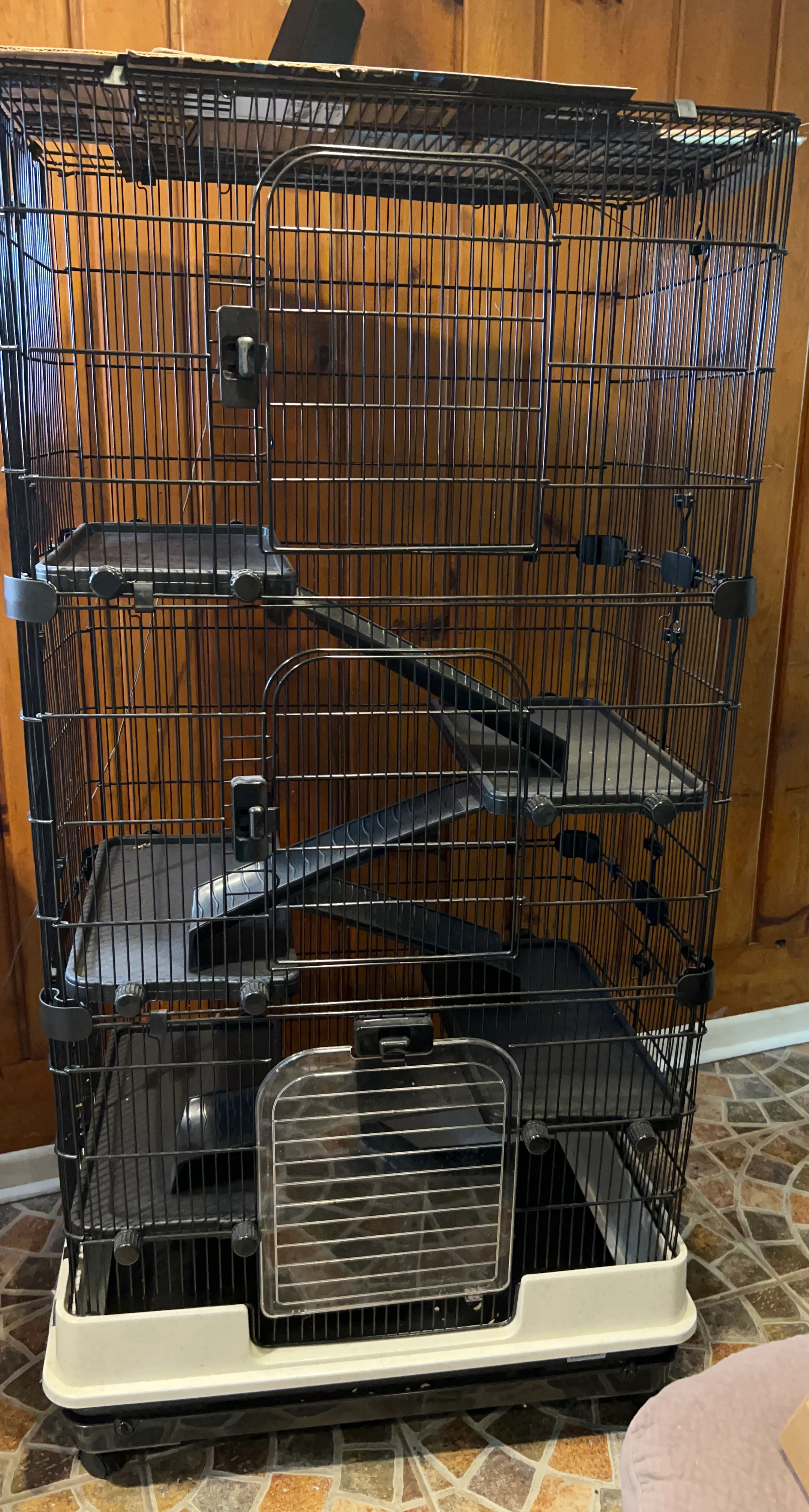 Multi-level Pet Cage with Platforms and Ramp