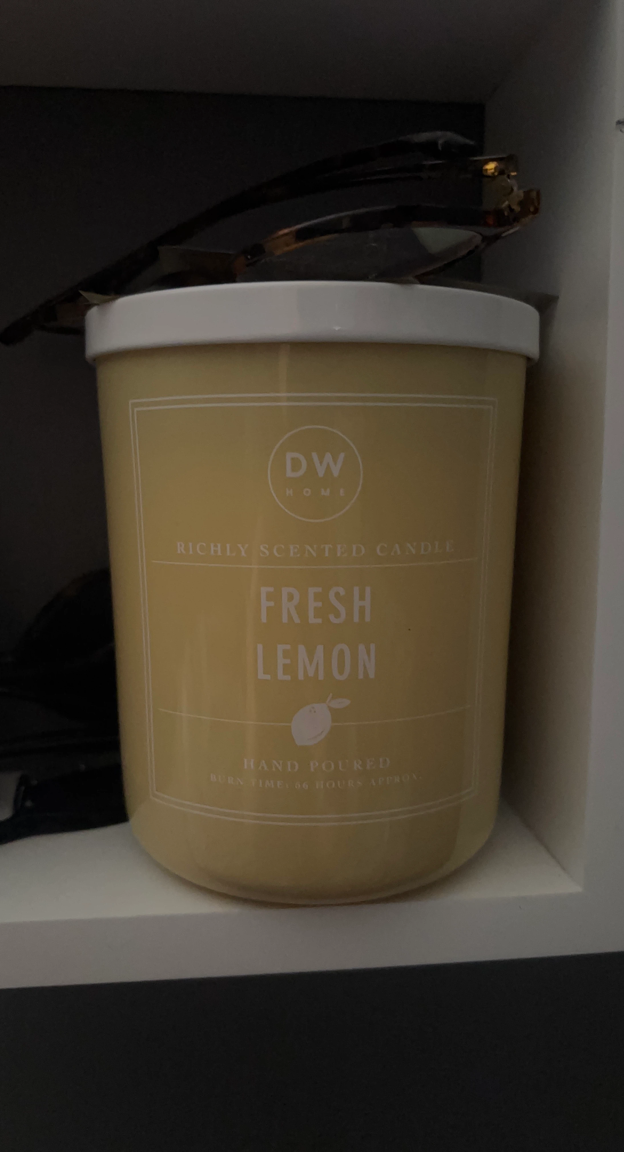 DW Home Fresh Lemon Richly Scented Candle