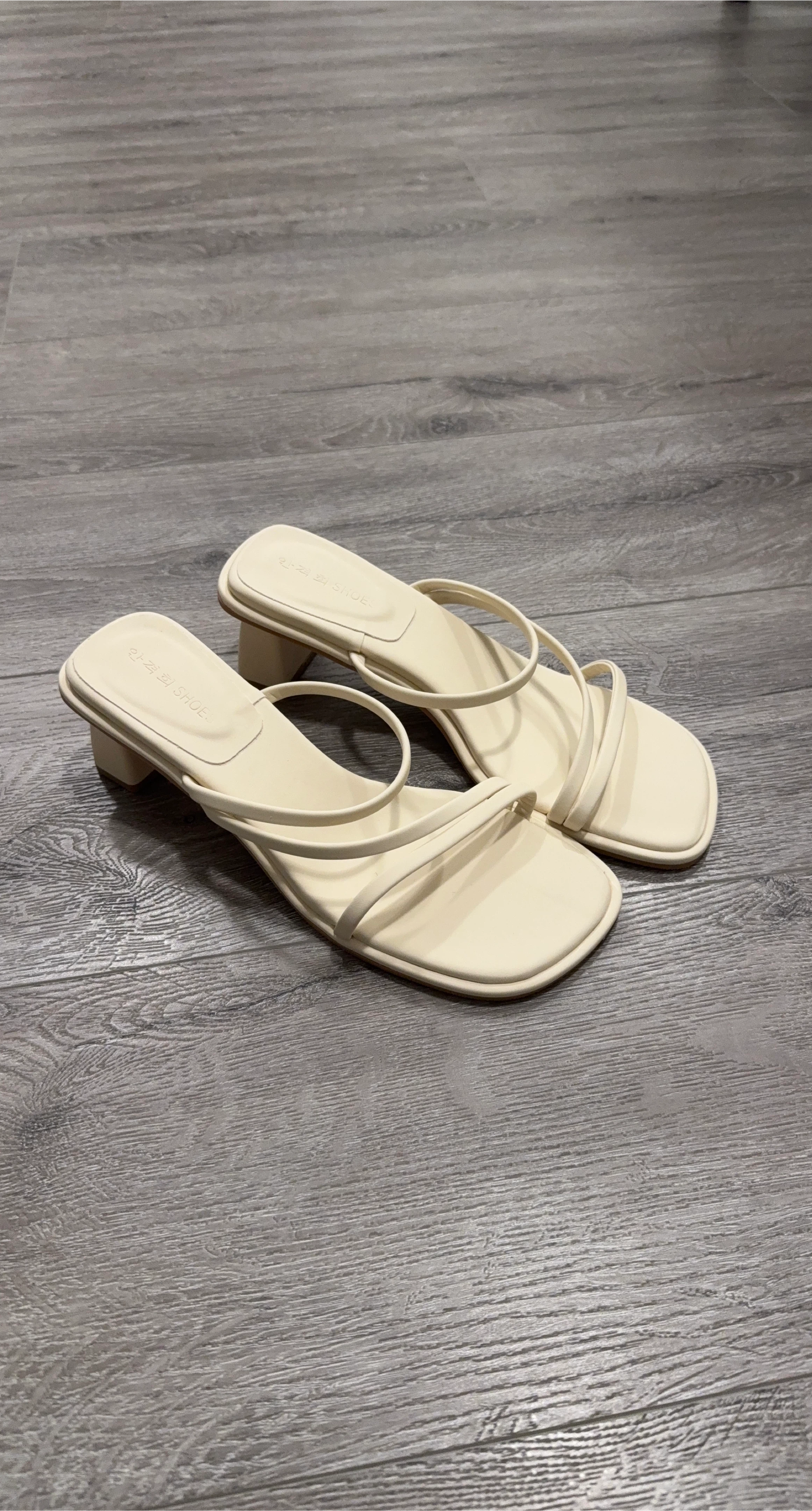 NEW Cream Strappy Block Heel Sandals US 7.5