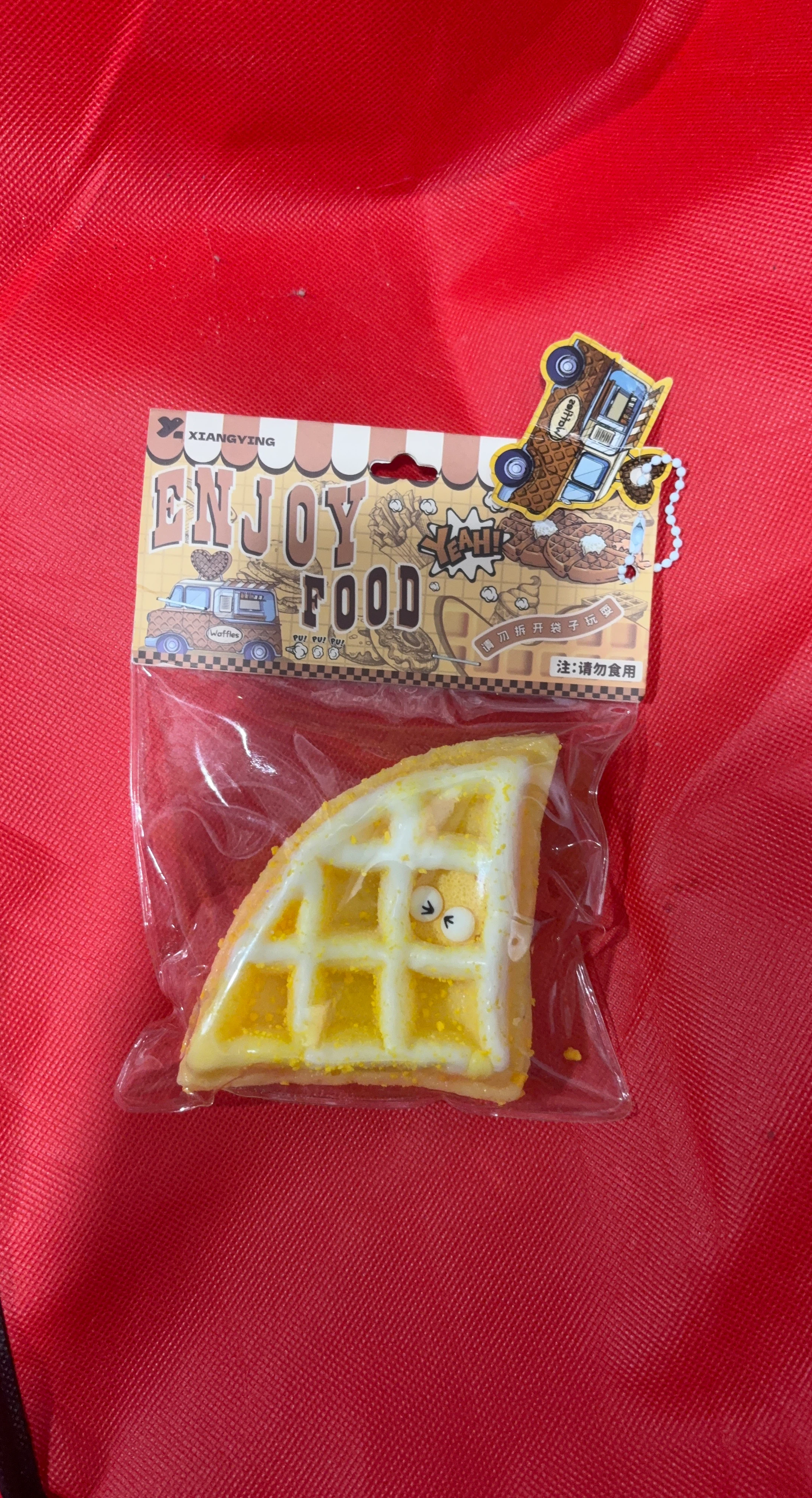 Xiangying Enjoy Food Waffle Toy