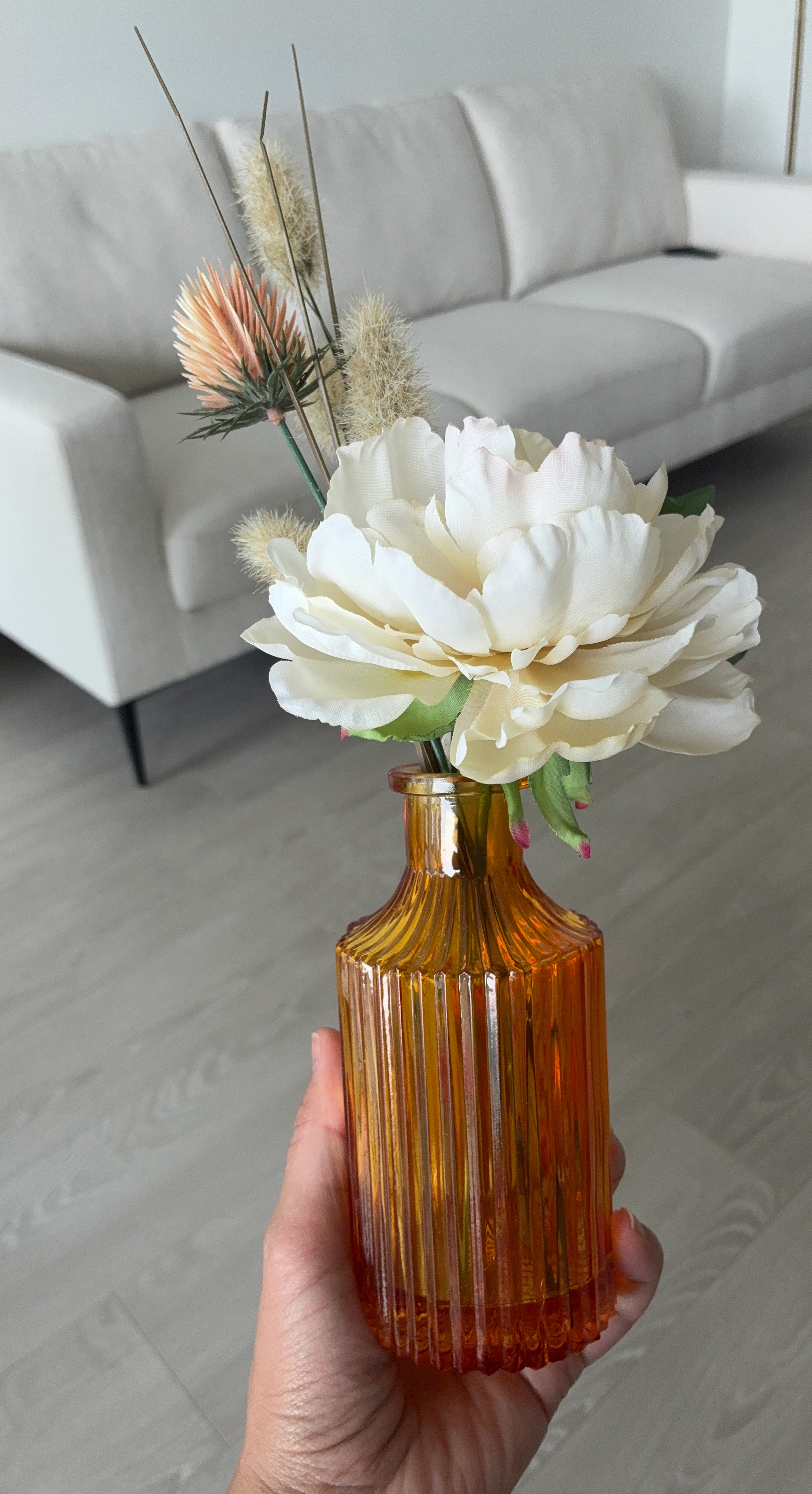 Homesense glass vase with dried flowers